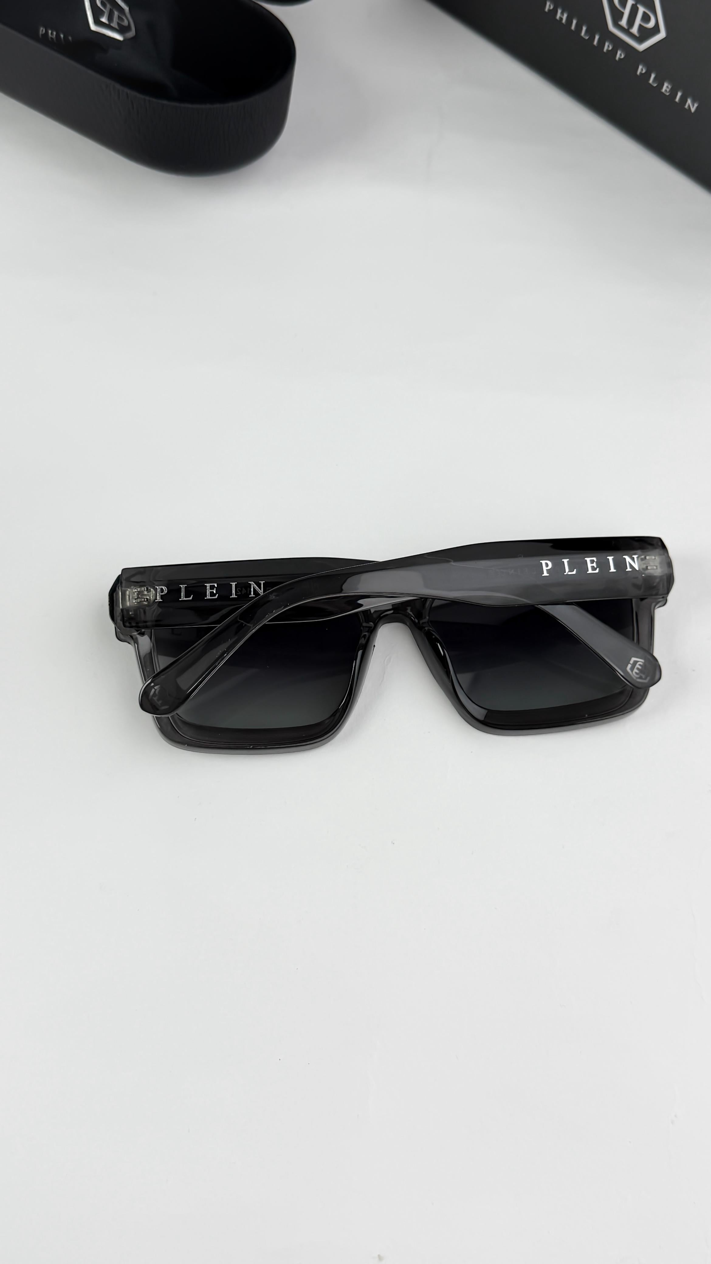 PHI__LIPP PLEIN GREY 146  SUNGLASS