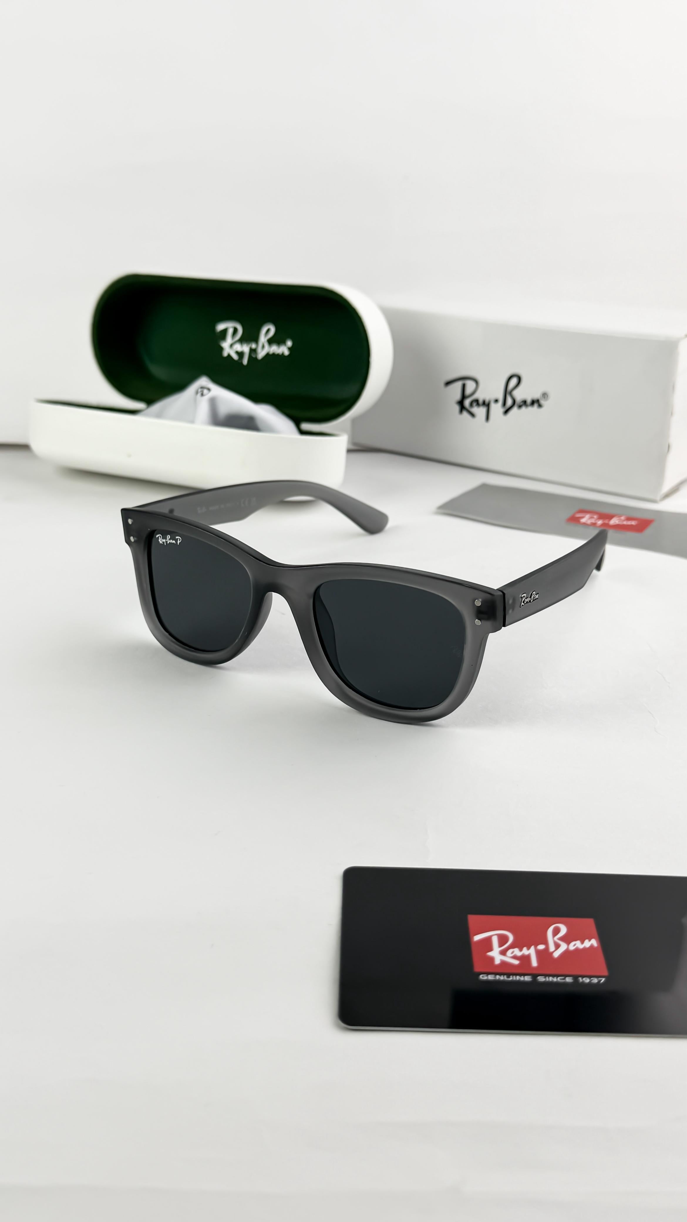 RAYB__AN GREY REVERSE 0502   SUNGLASS