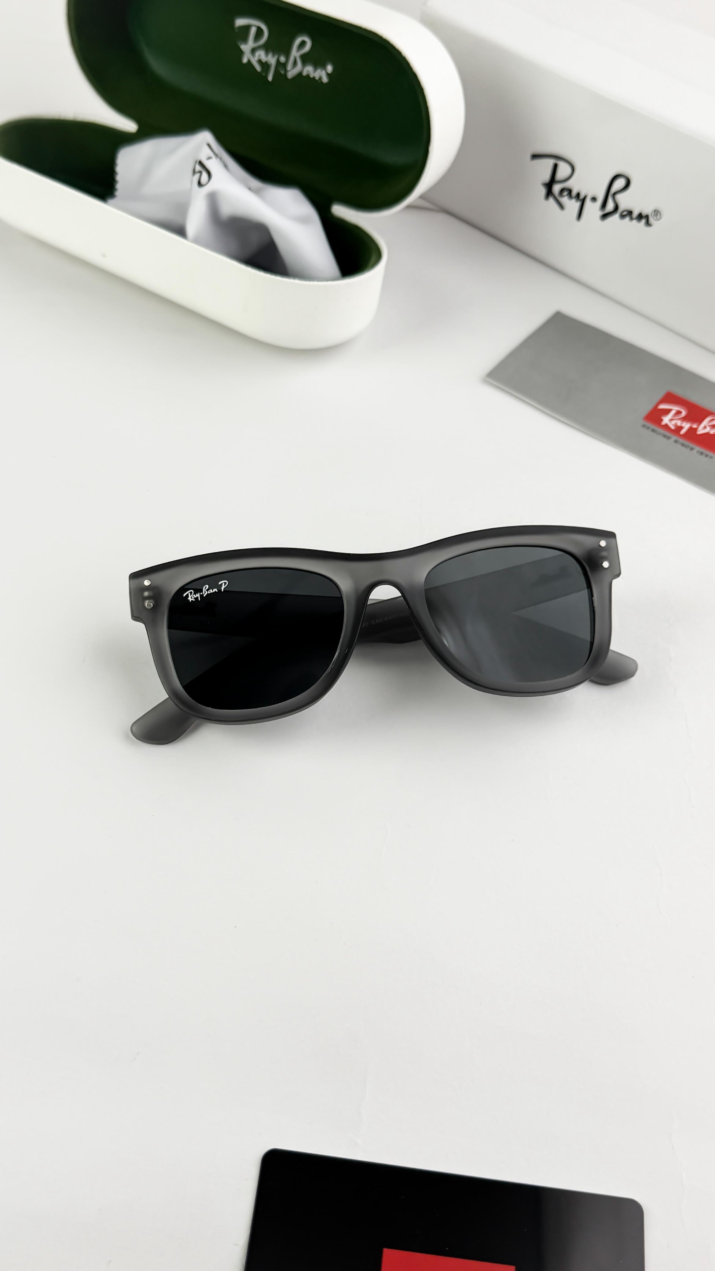 RAYB__AN GREY REVERSE 0502   SUNGLASS