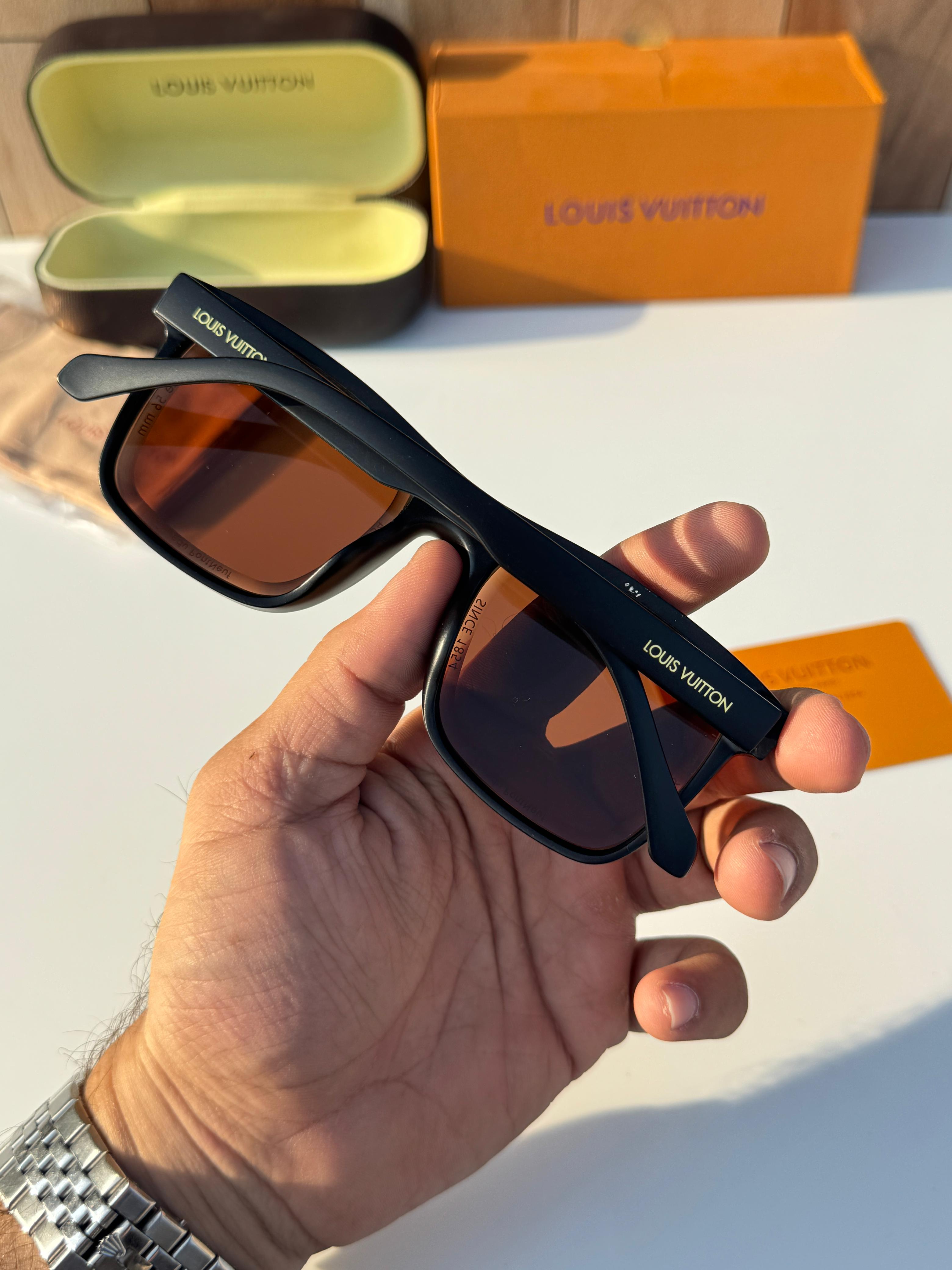 Lou__is vuitton 6001 black brown  SUNGLASS