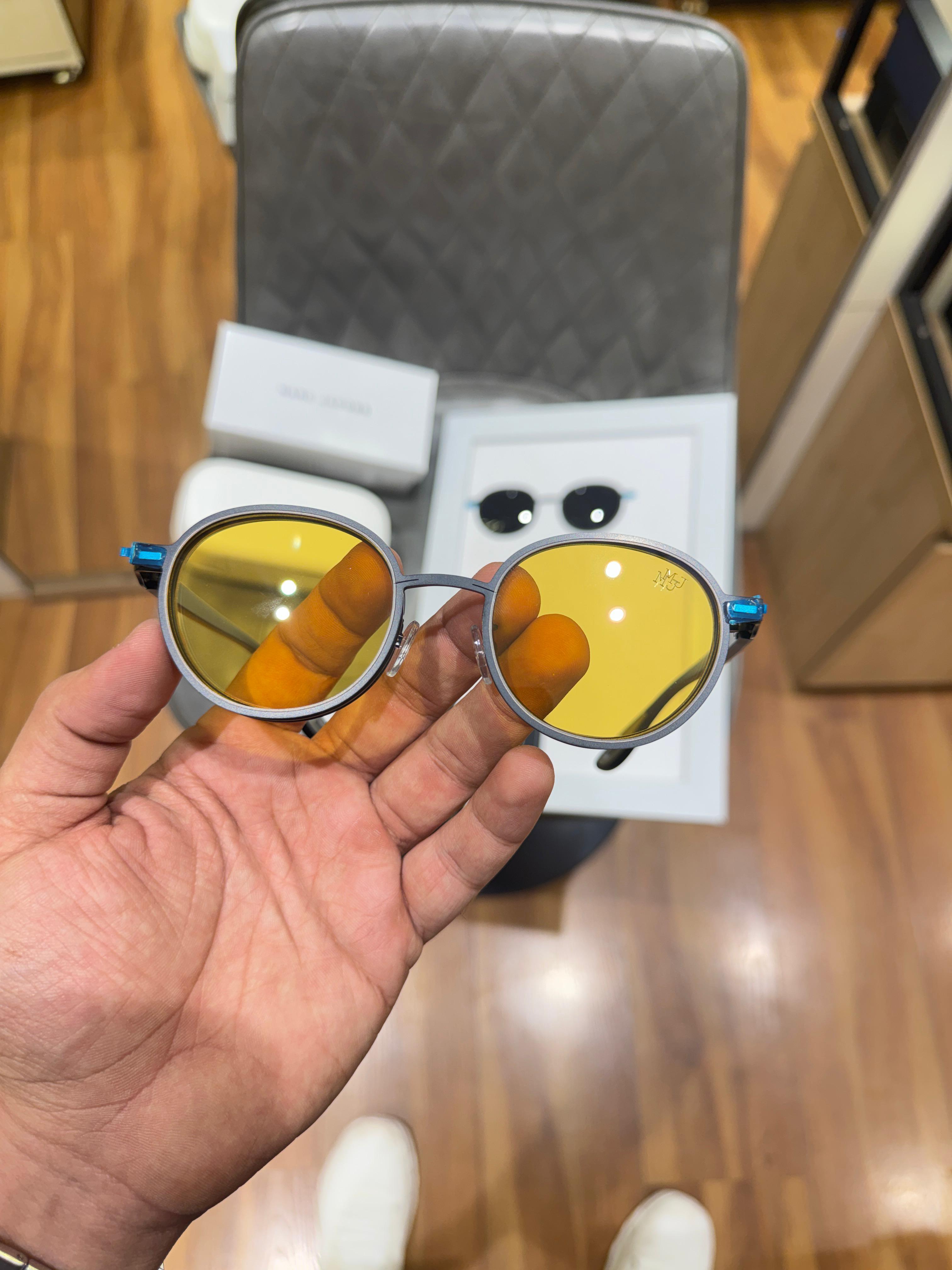MARCK_KACOBS ATTAECHMENT SUNGLASS