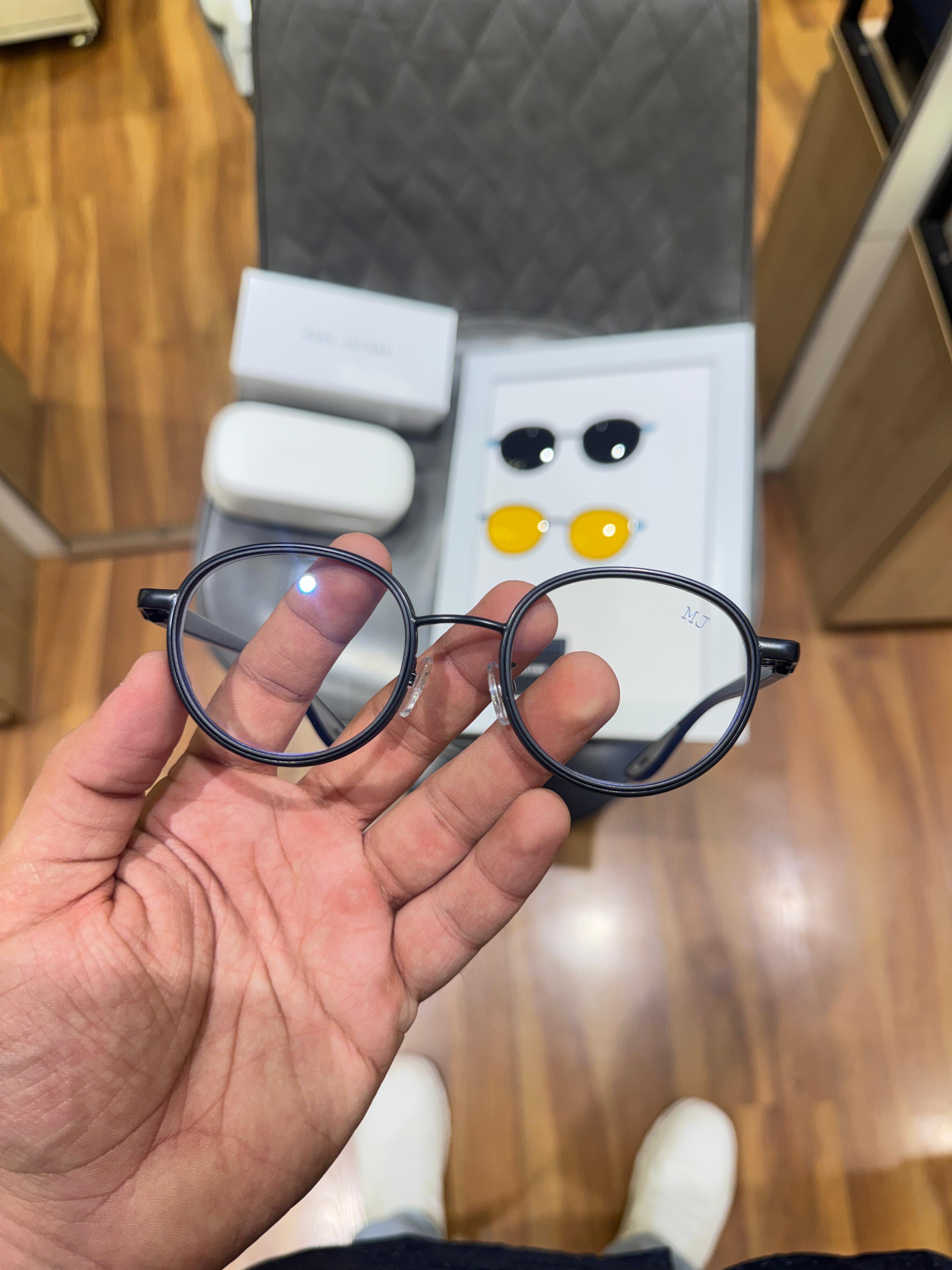 MARCK_KACOBS ATTAECHMENT SUNGLASS
