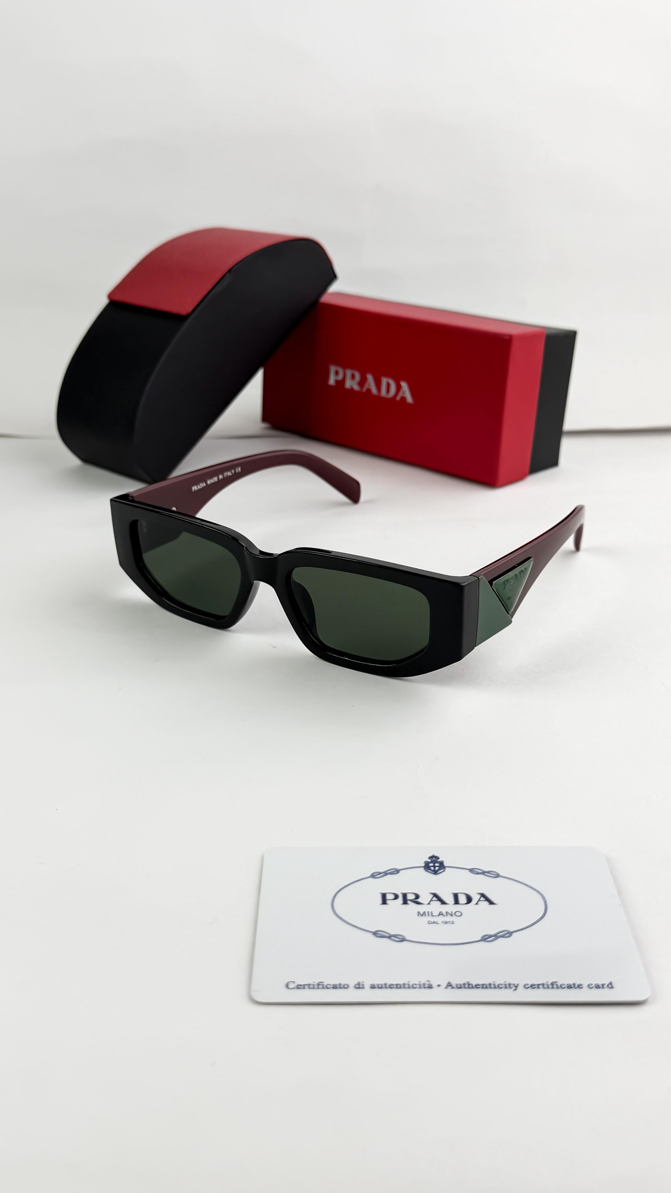 PRA_DA SUNGLASS
