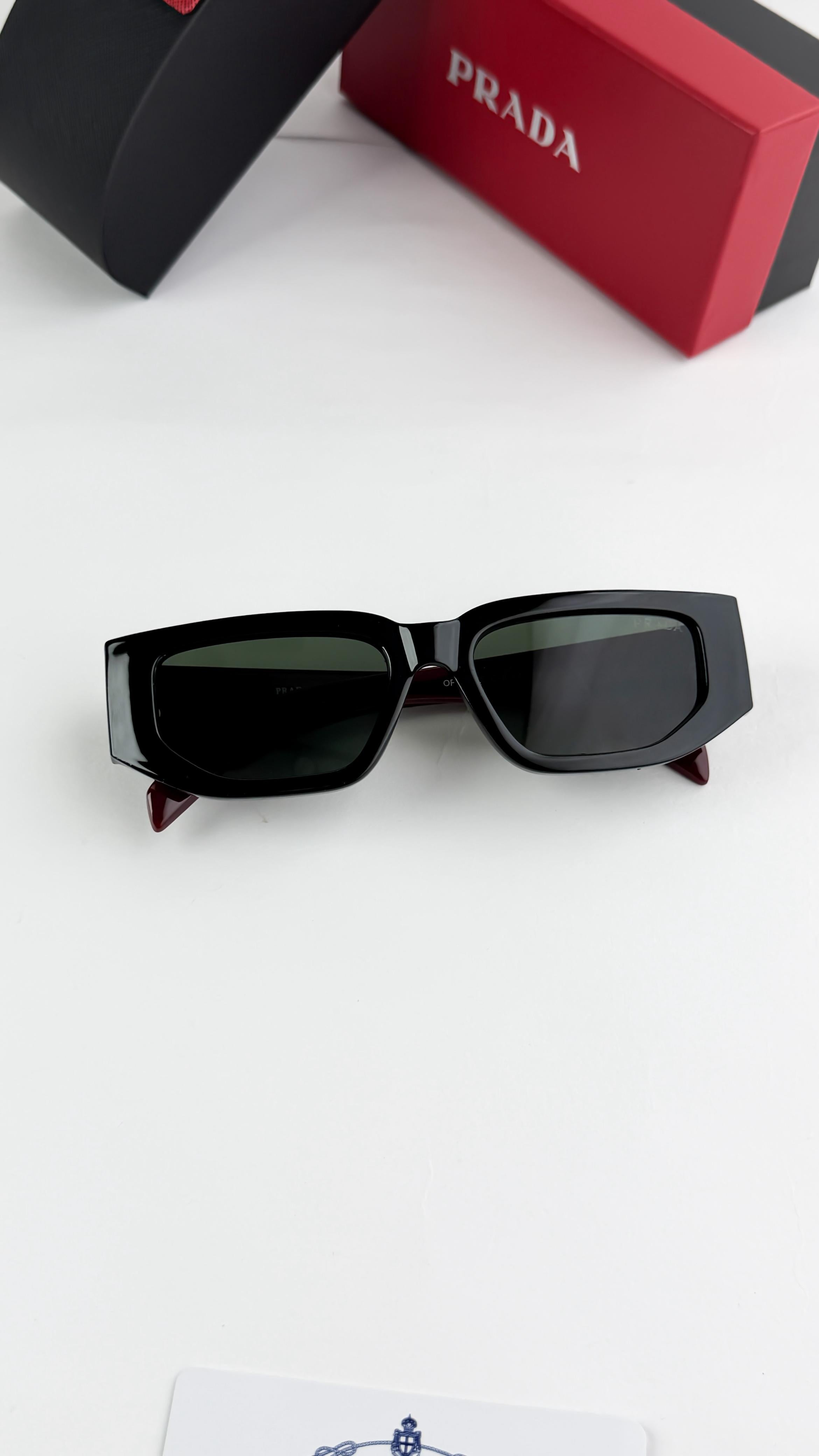PRA_DA SUNGLASS