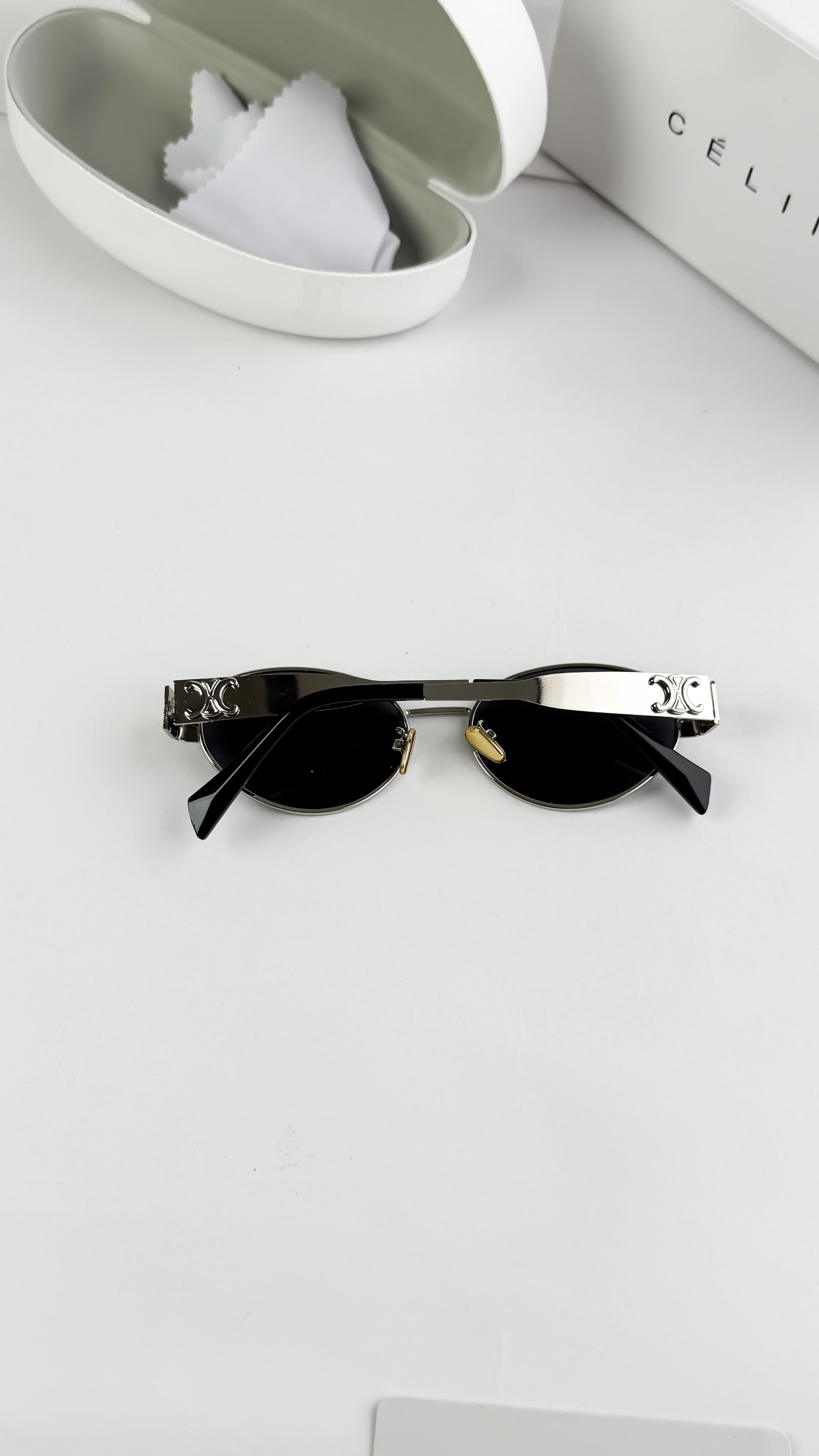 CEL__INE SILVER BLACK  SUNGLASS