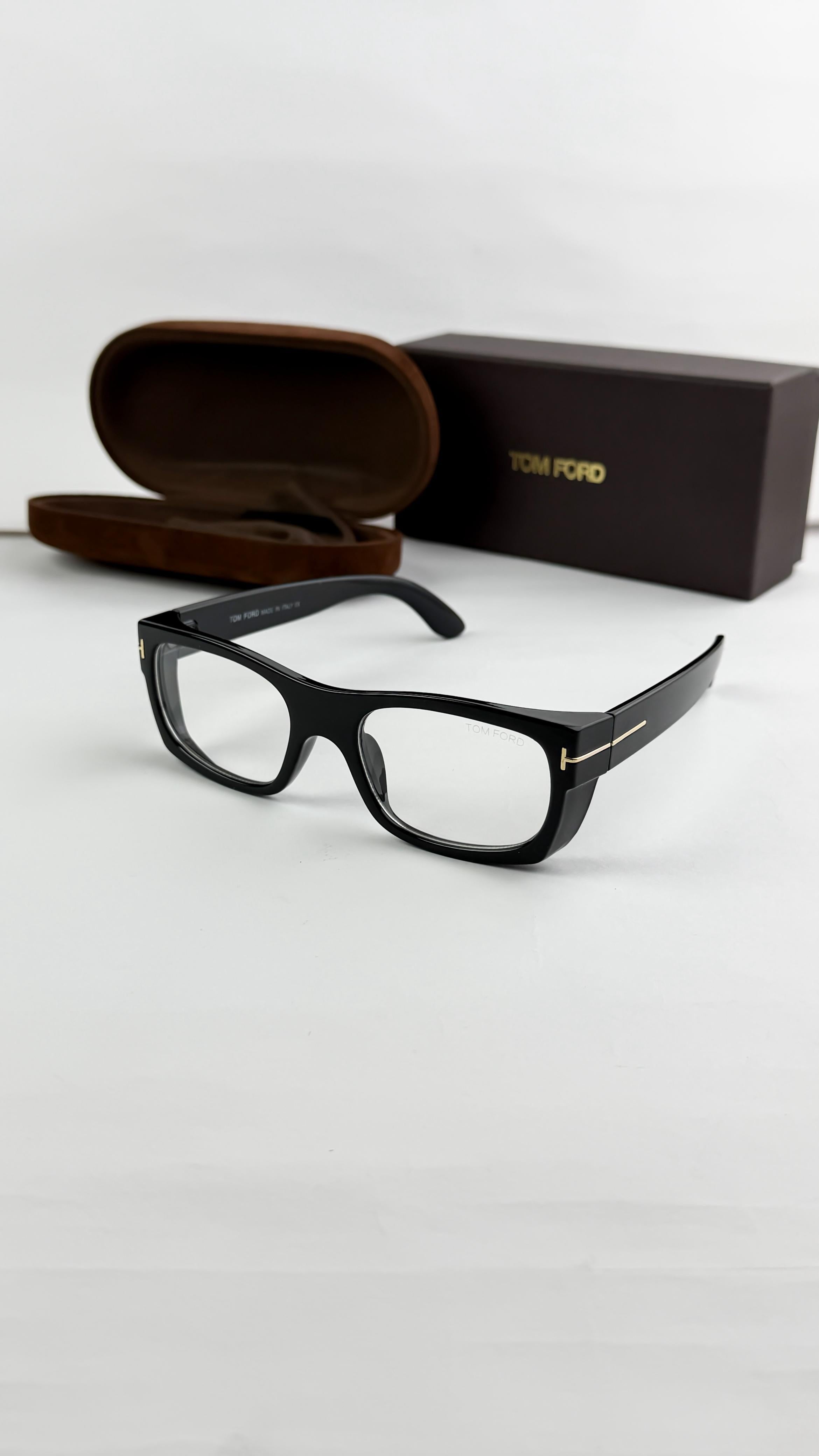 TOMF__ORD BLACK PLANO  SUNGLASS