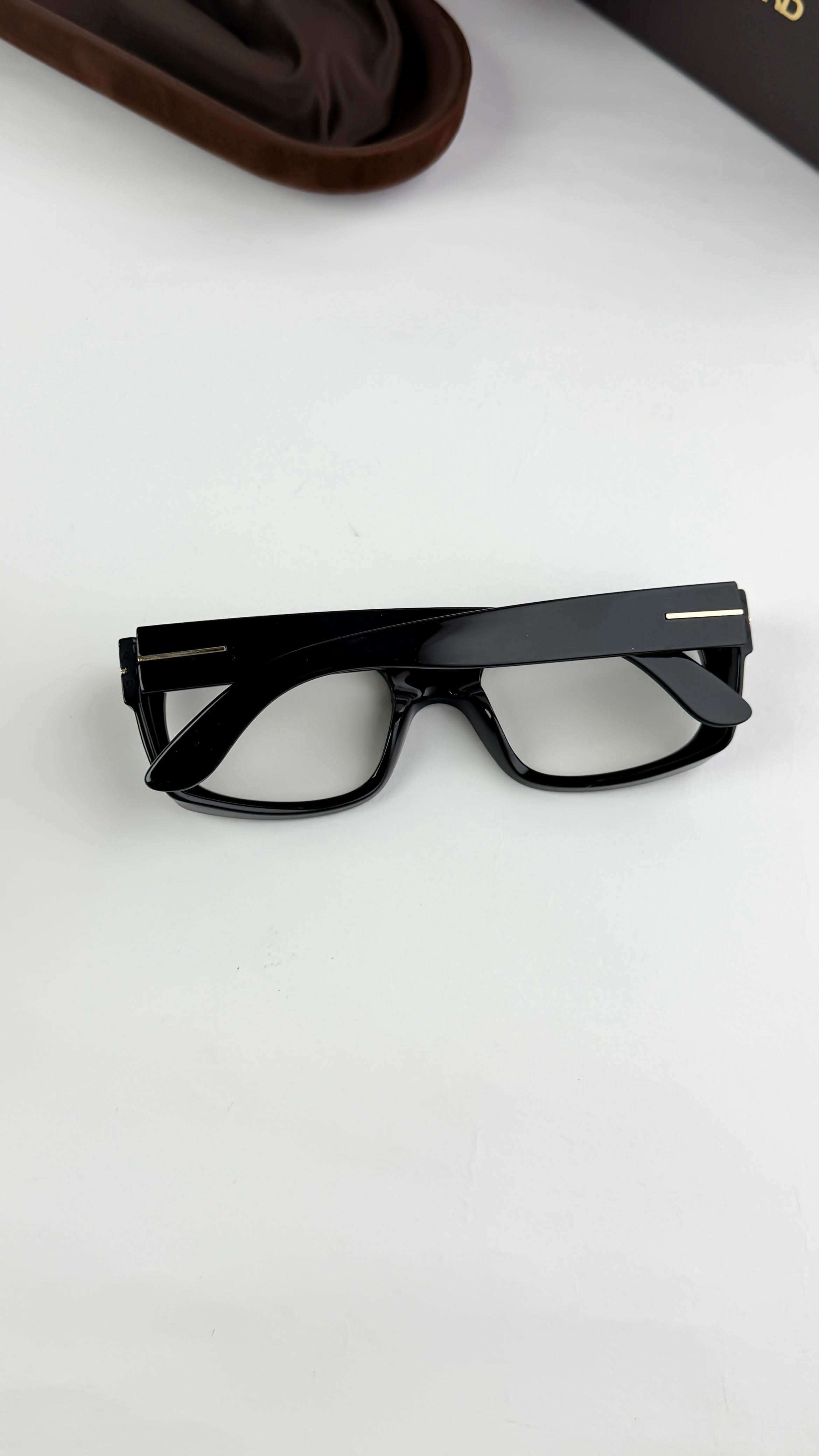 TO_MFORD BLACK PLANO  SUNGLASS