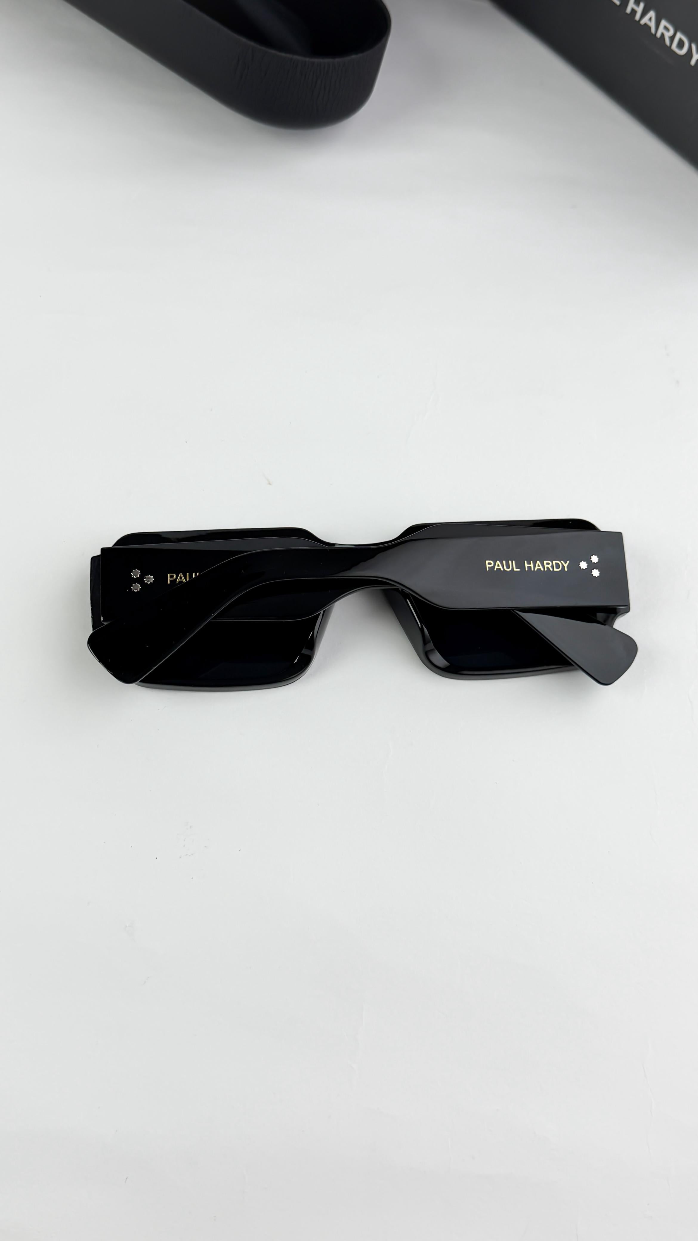 PA_UL HA_DY BLACK COAL  SUNGLASS