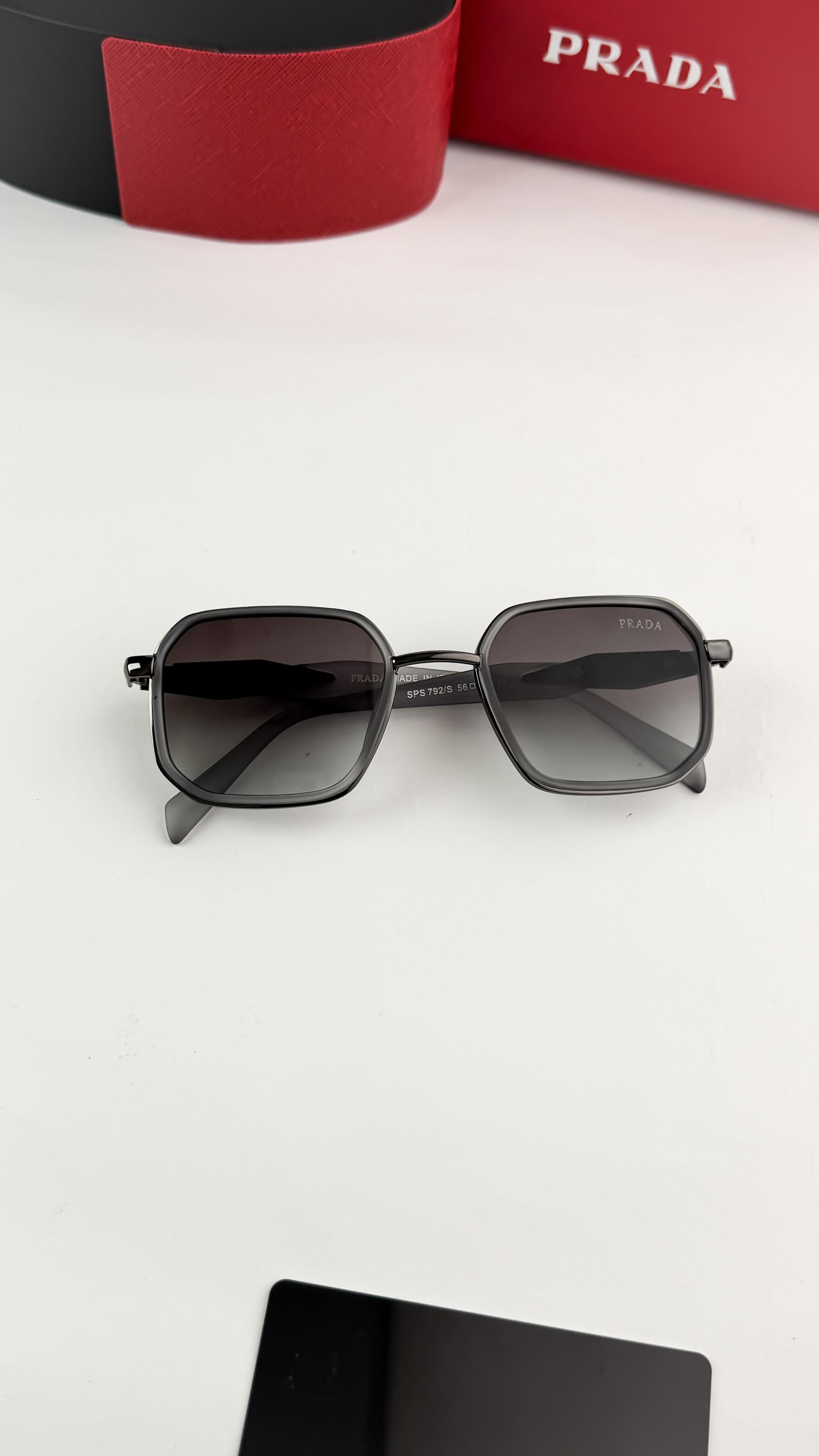 PRA__DA GREY SHADED  SUNGLASS