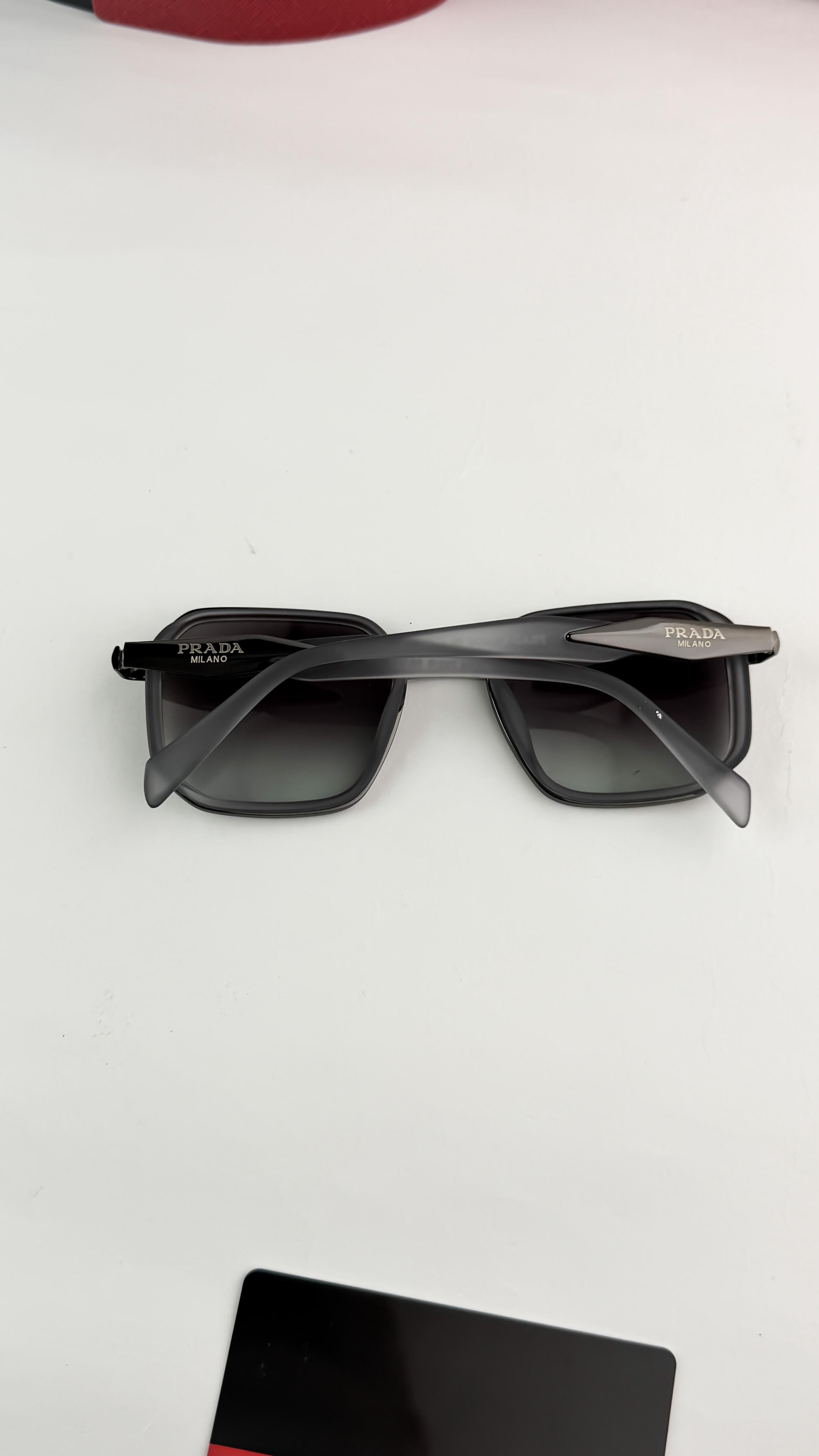 PRA__DA GREY SHADED  SUNGLASS