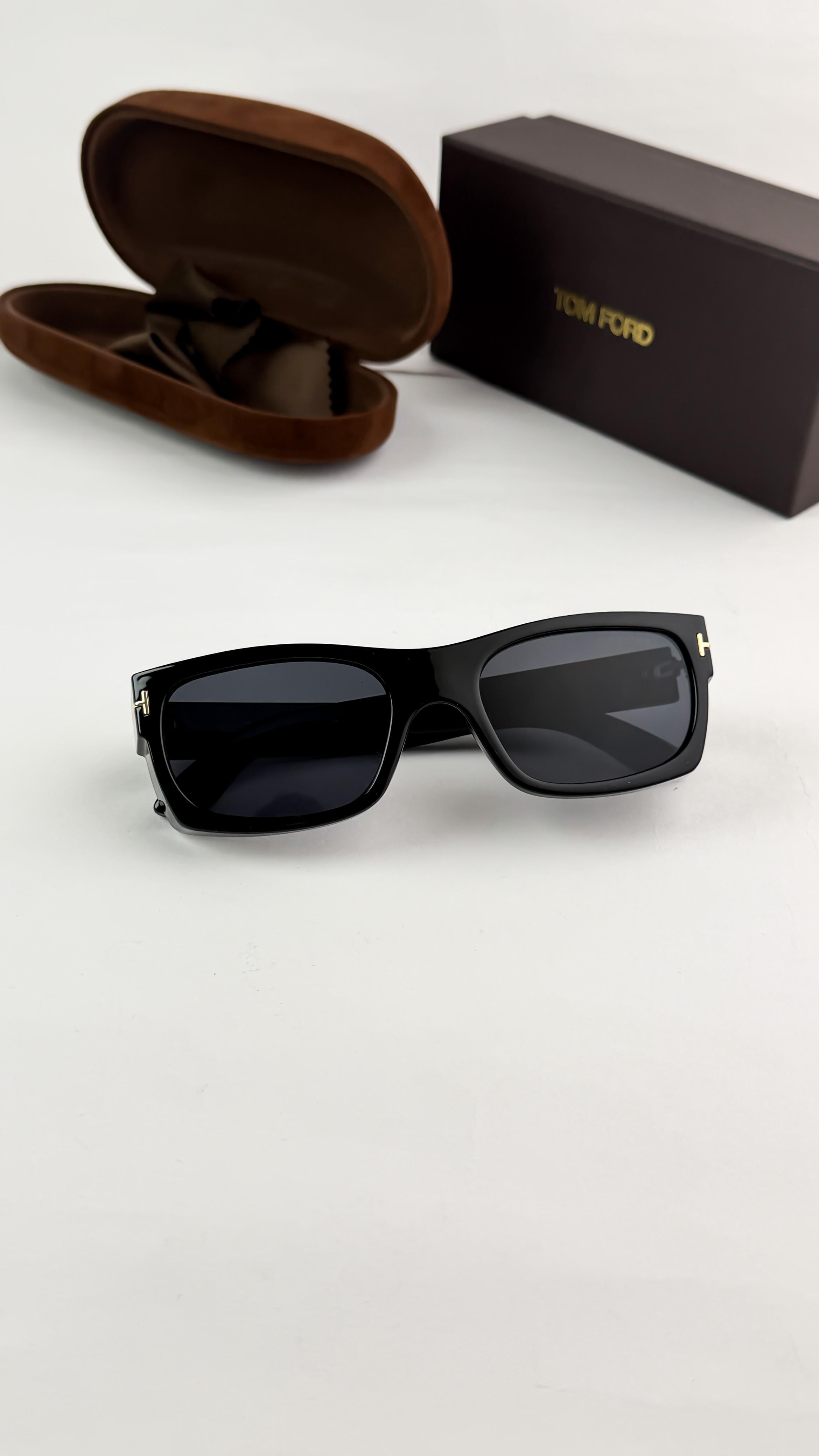 TOM__FORD BLACK 294  SUNGLASSS