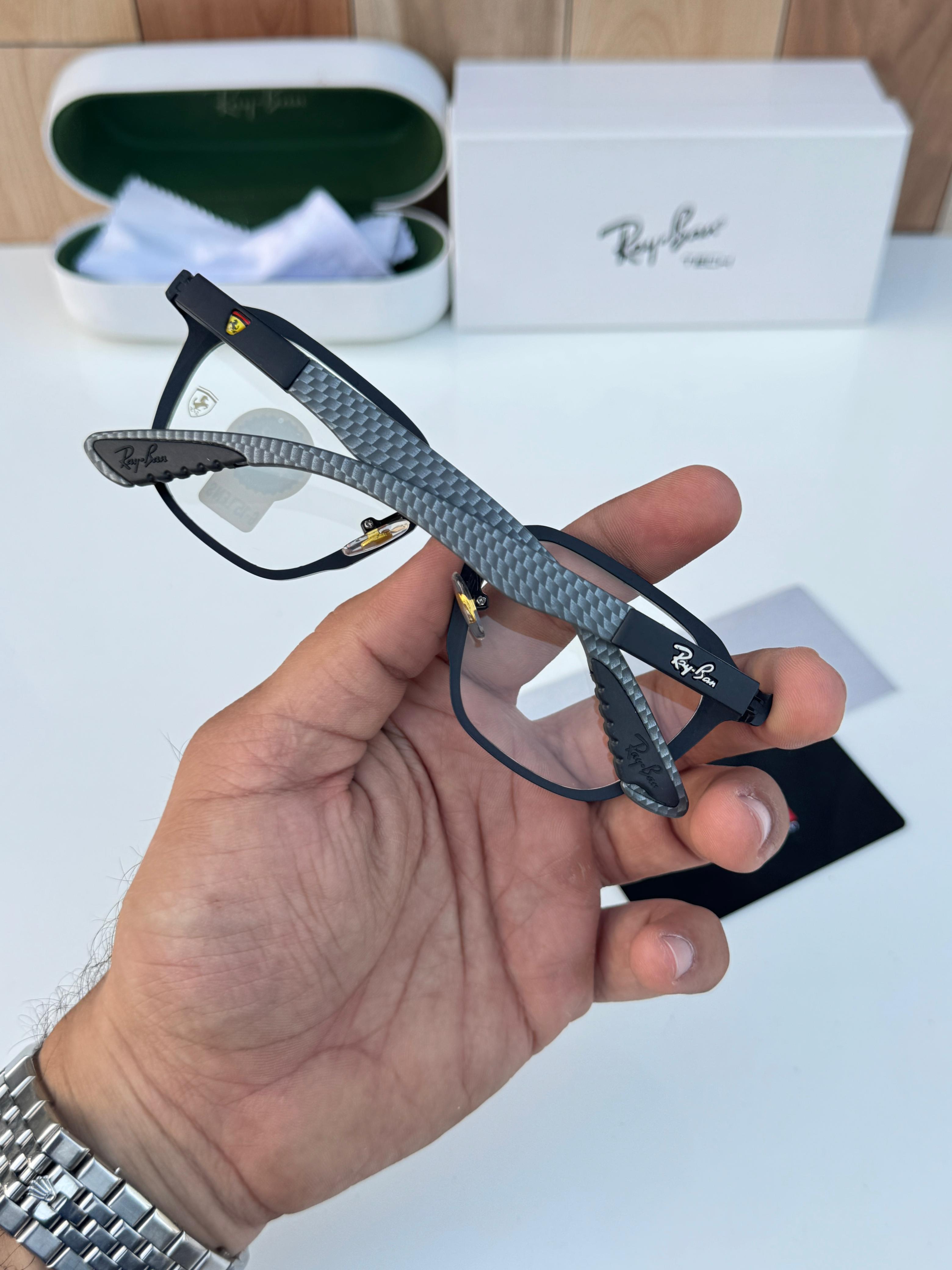 RAY__BAN SUNGLASS