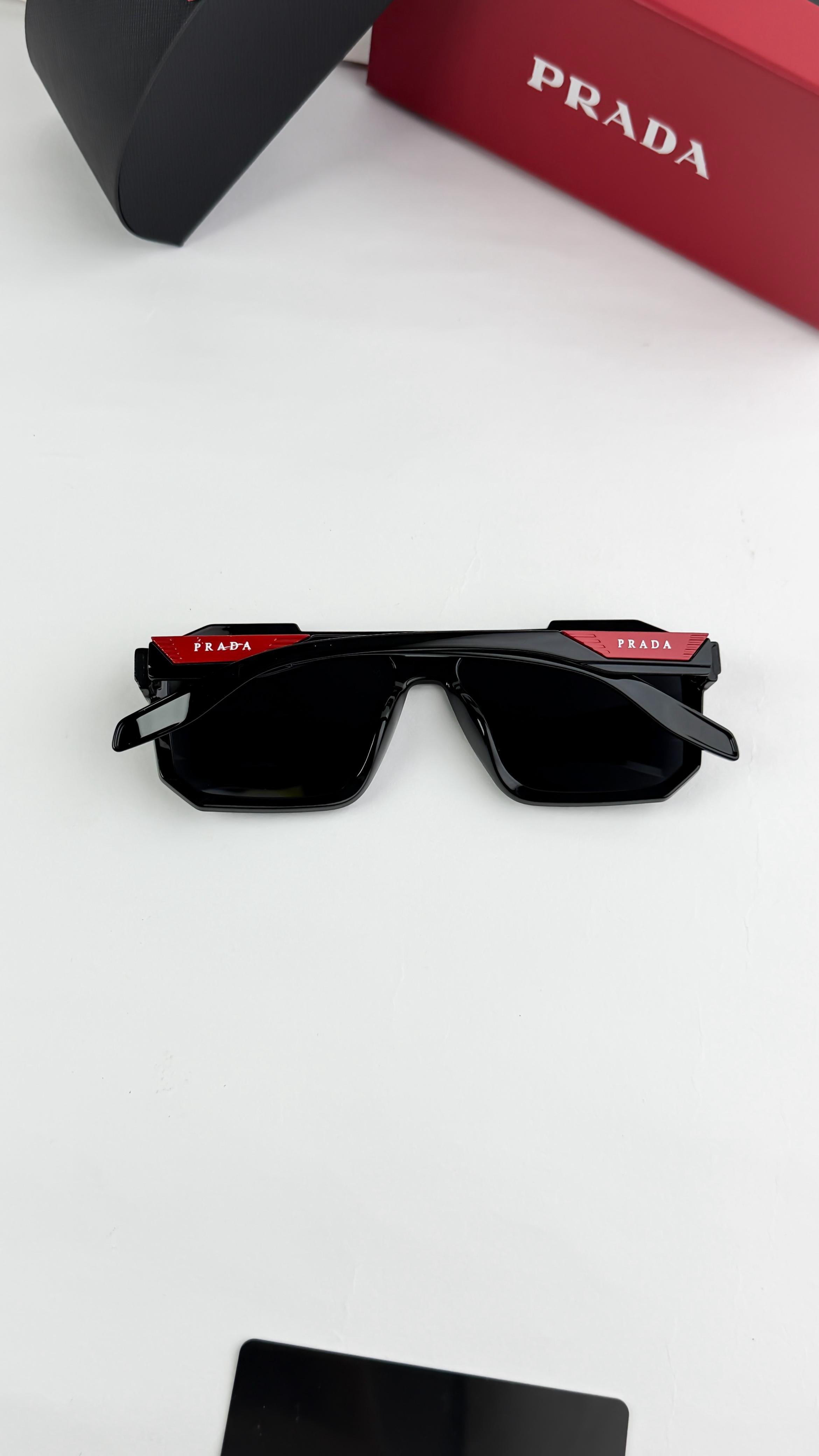 pra_DA SUNGLASS