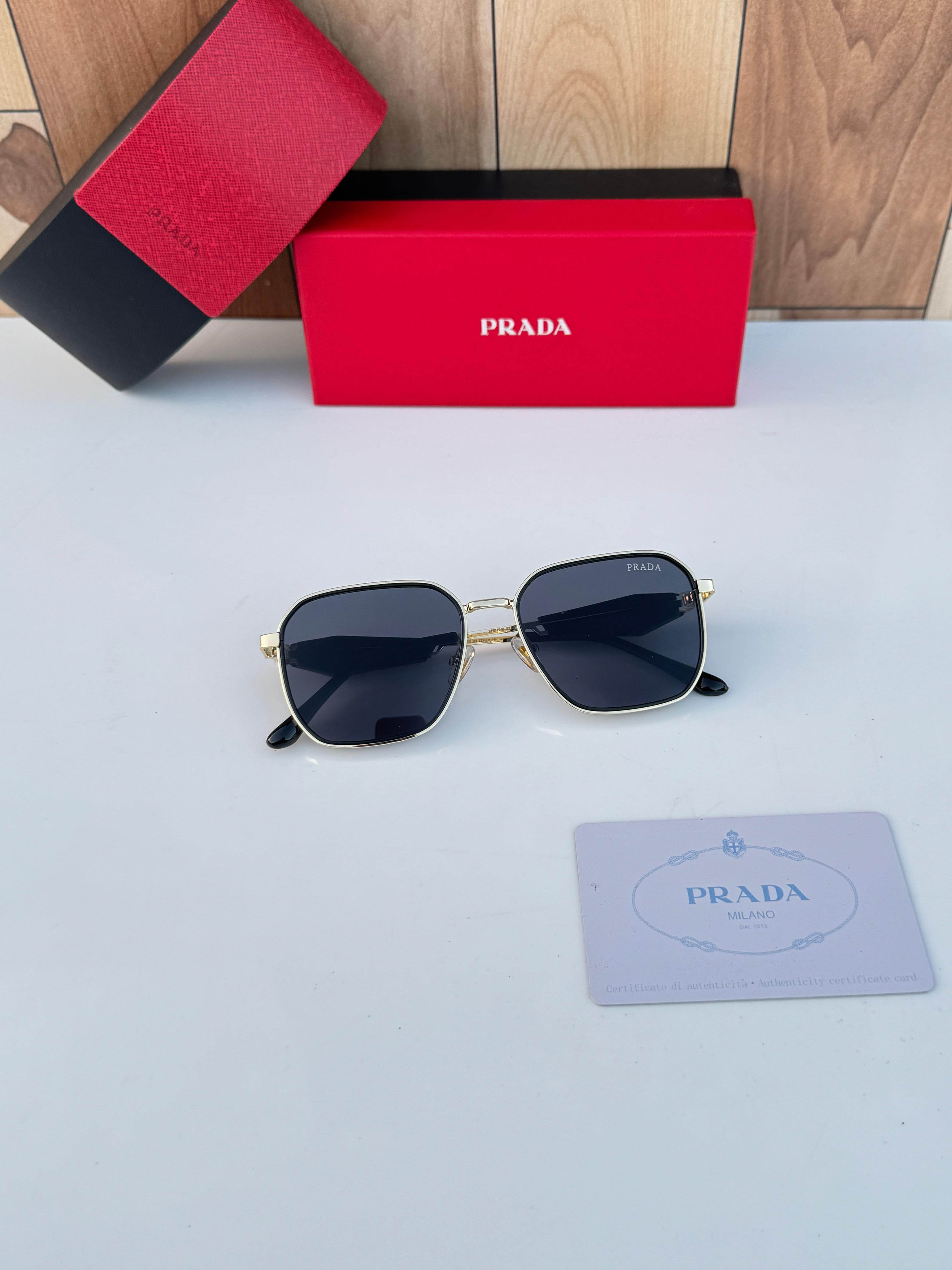 Pr_ada 119 gold black  SUNGLASS