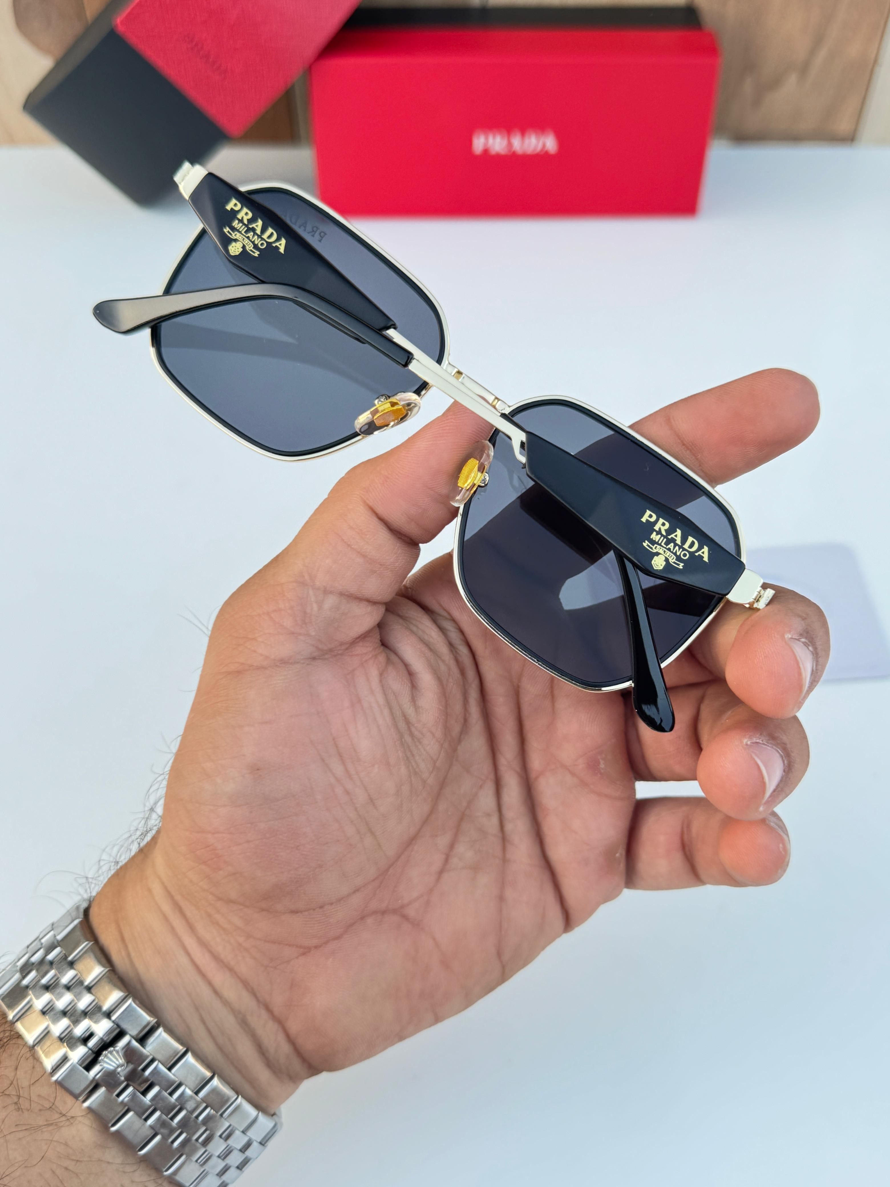 Pr_ada 119 gold black  SUNGLASS