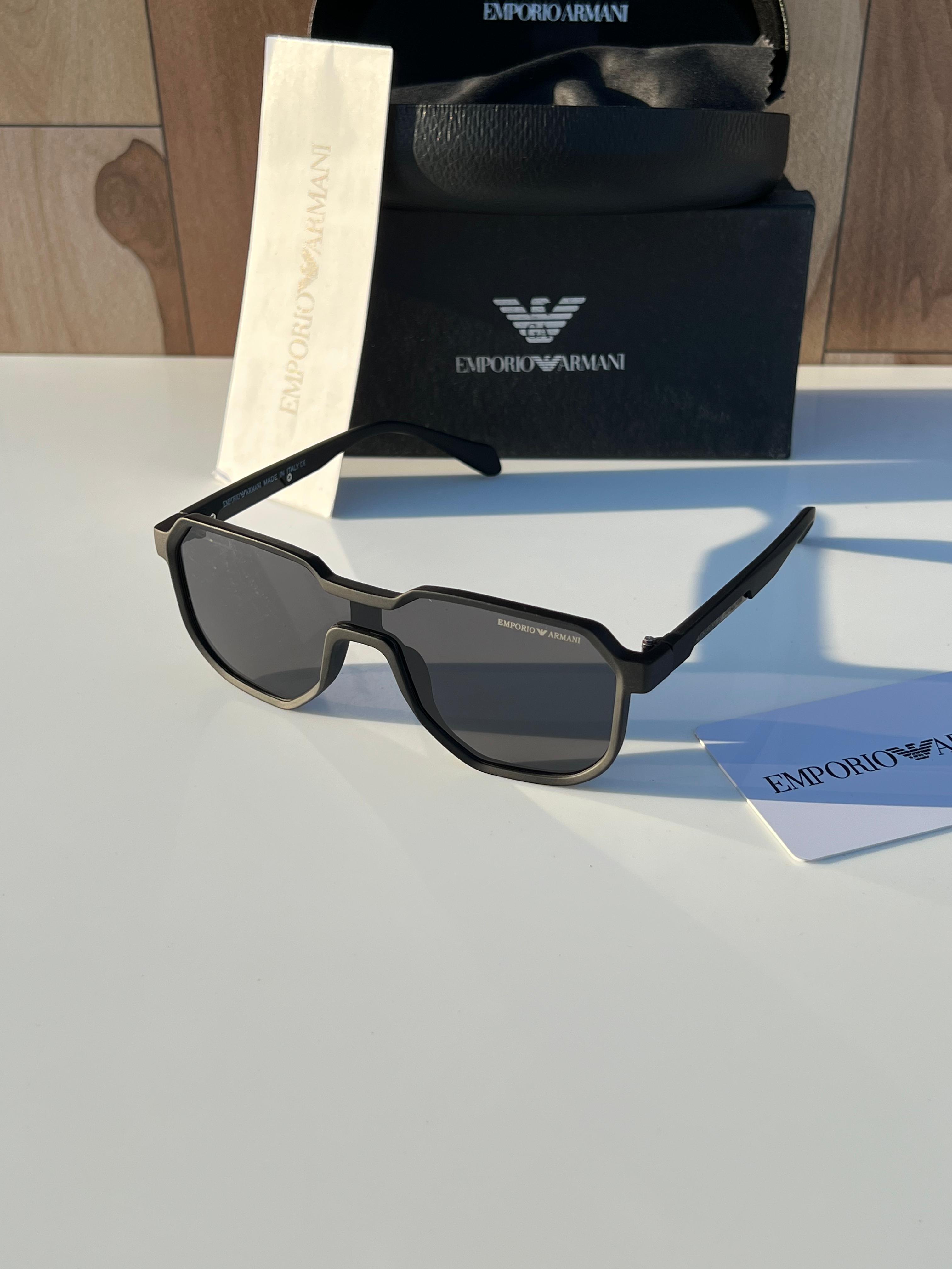 Emp__orio arm_ani 2602 matt black SUNGLASS
