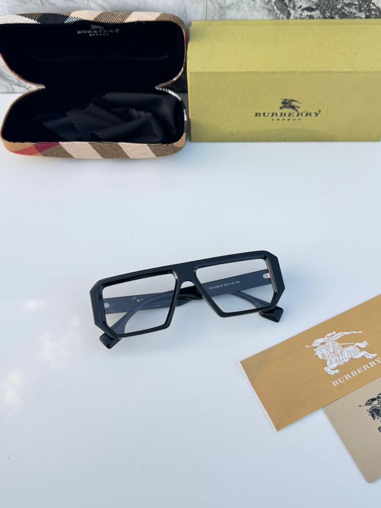 Burb__erry 4366 black plano  SUNGLASS