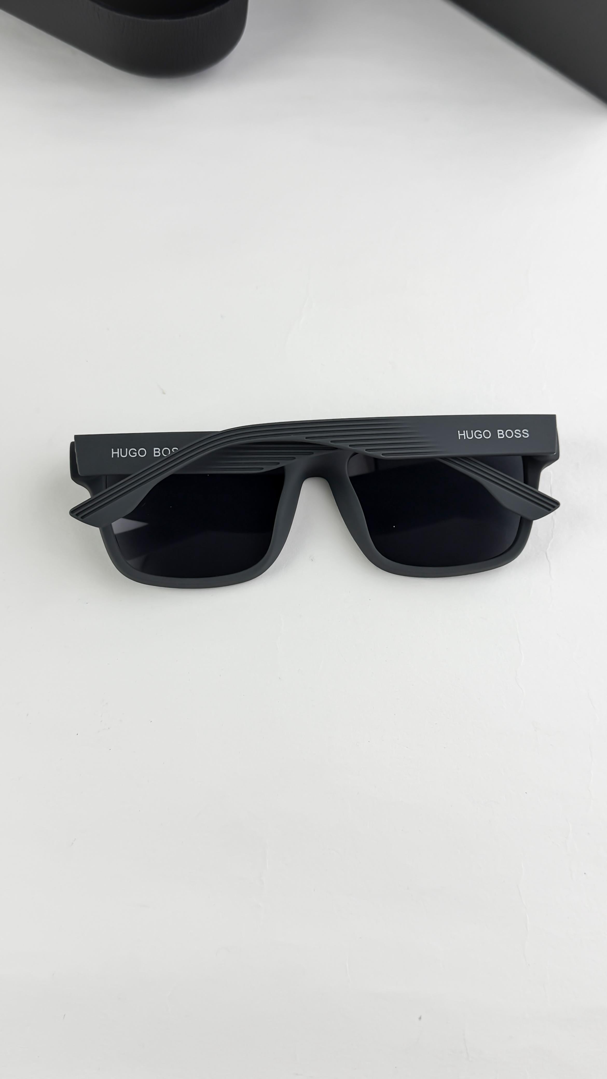 HU__GO BOSS GREY 68524  SUNGLASS