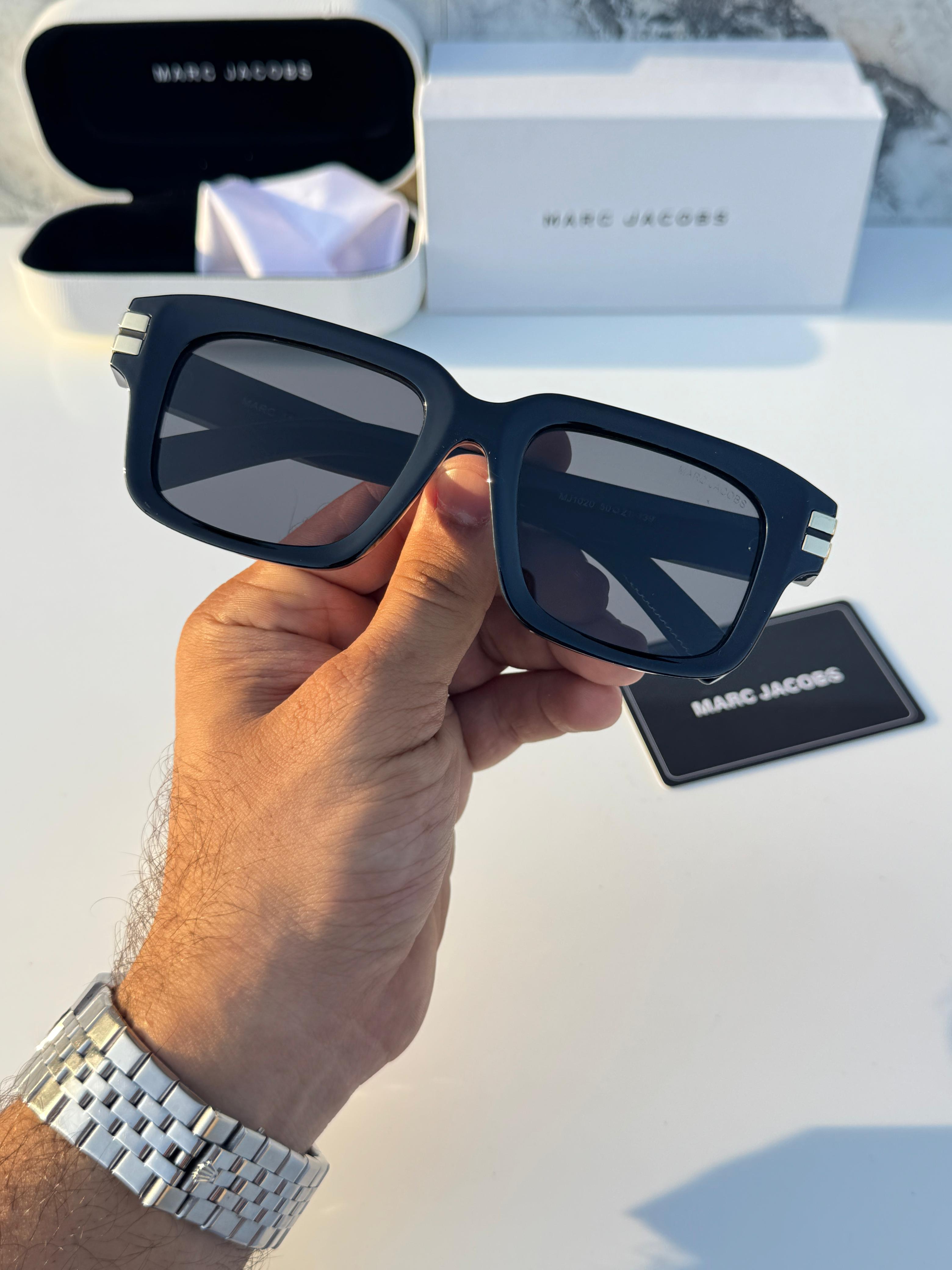 M_arc jacobs SUNGLASS