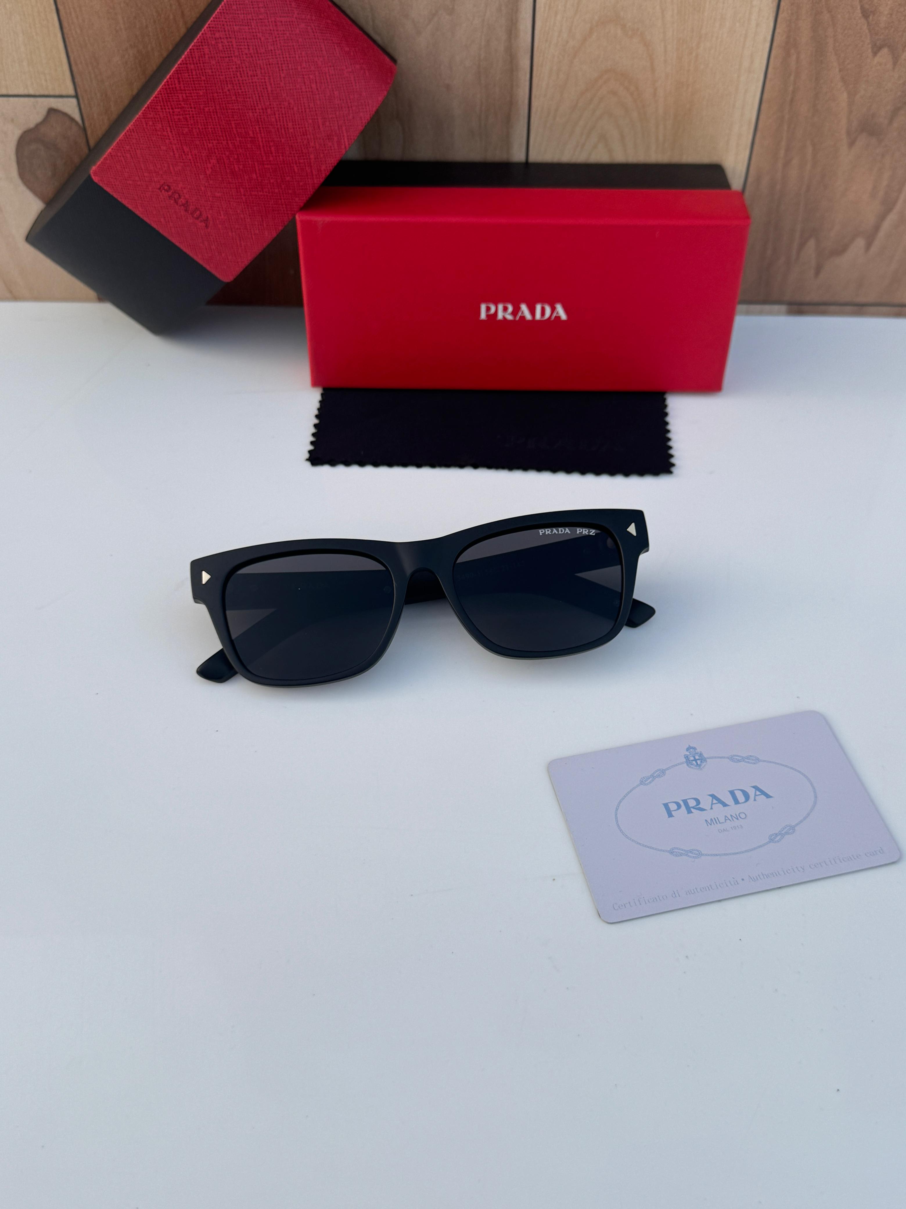 Pr_ada 3490 matt black  SUNGLASS