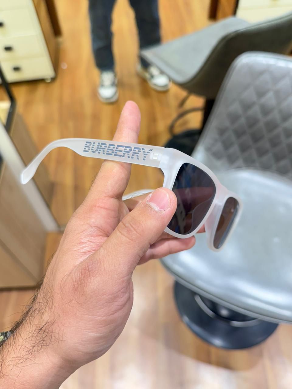 Burb_erry 4358 matt white black  SUNGLASS