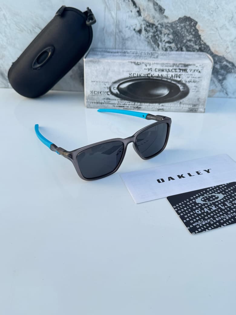 Oa__kley 1971 grey SUNGLASS