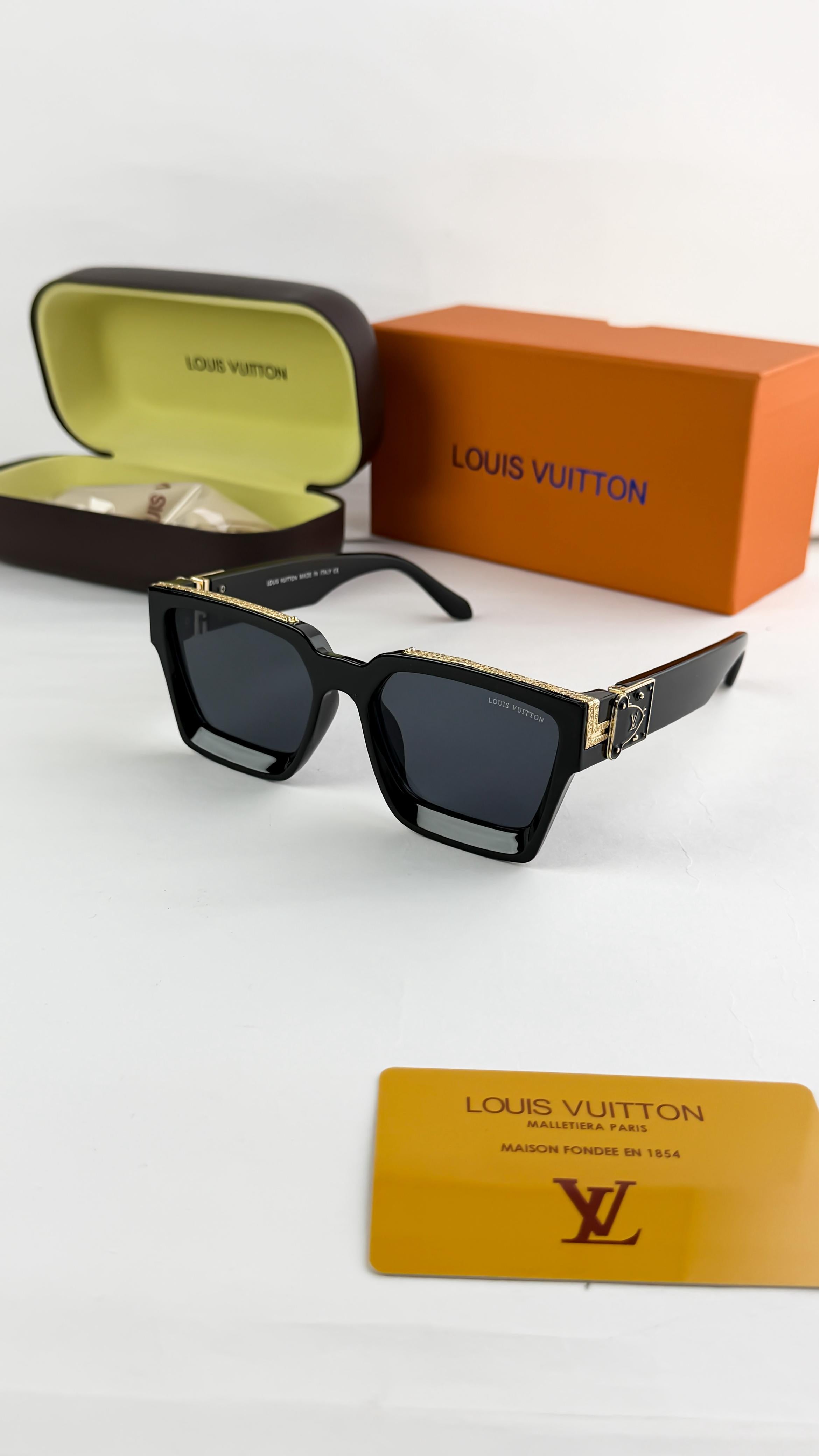 LOU__IS VUITON GOLD BLACK 65N  SUNGLASS