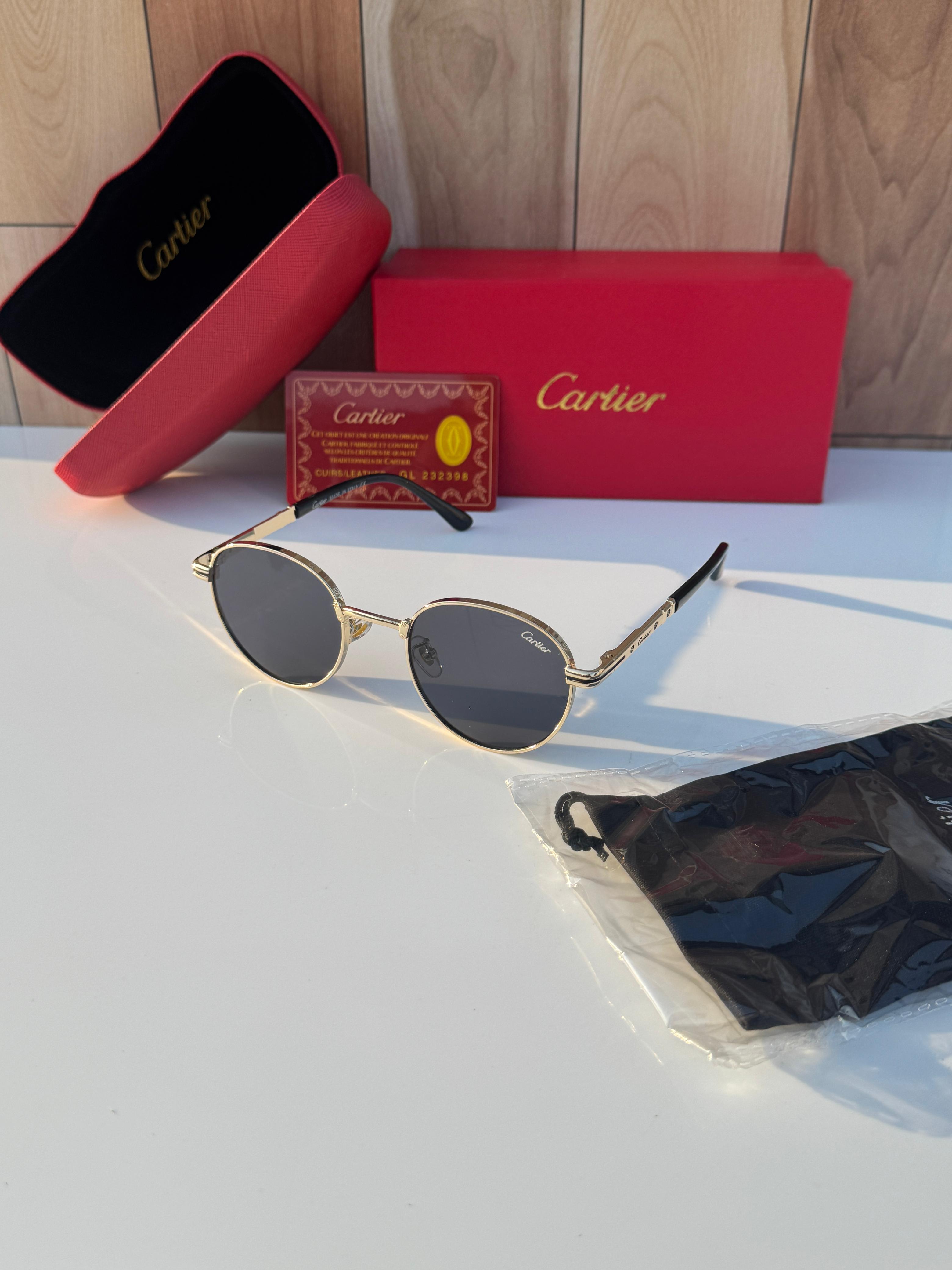 Carti__er 8832 gold black SUNGLASS