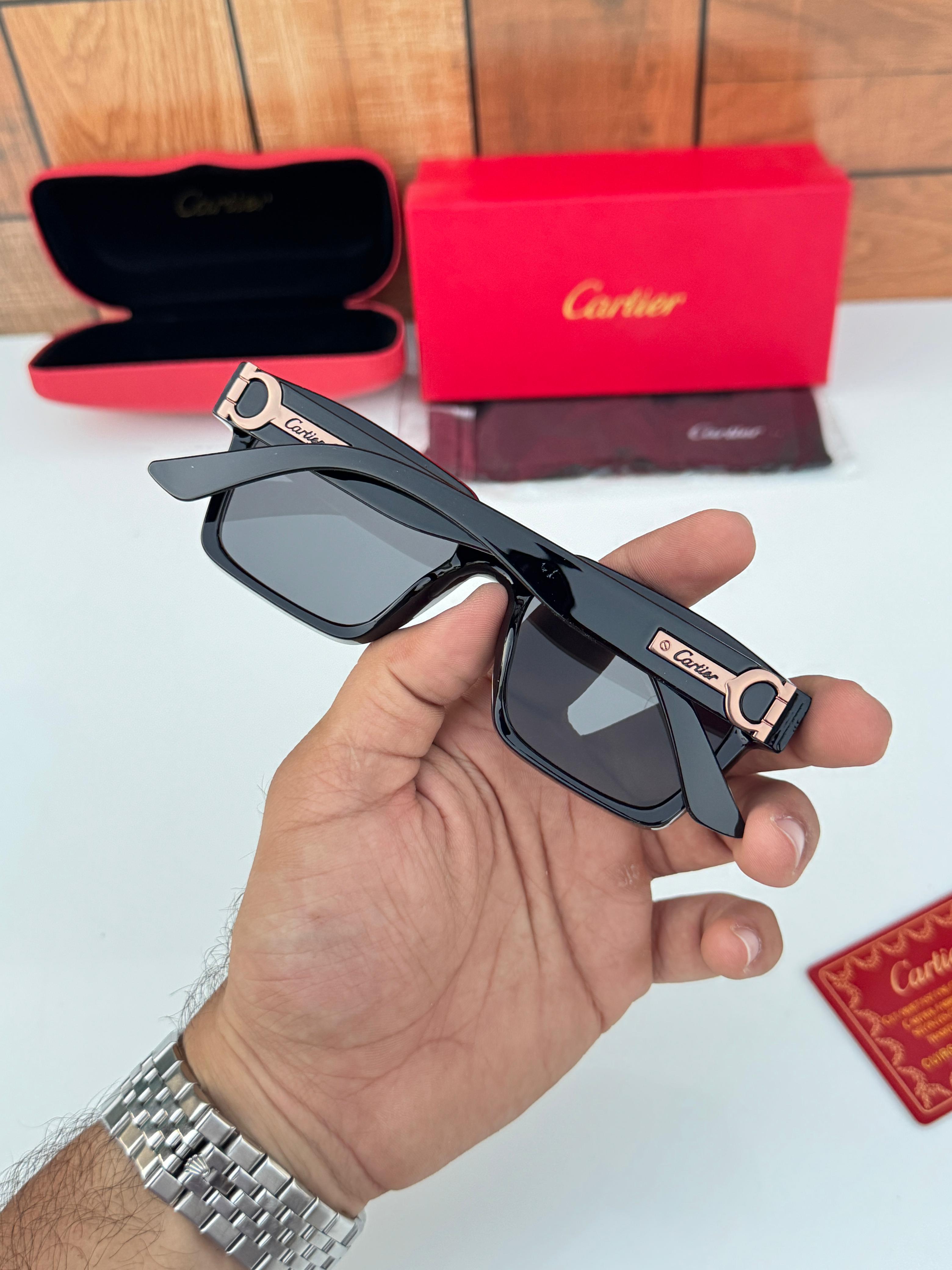 Ca_rtier 580 black SUNGLASS