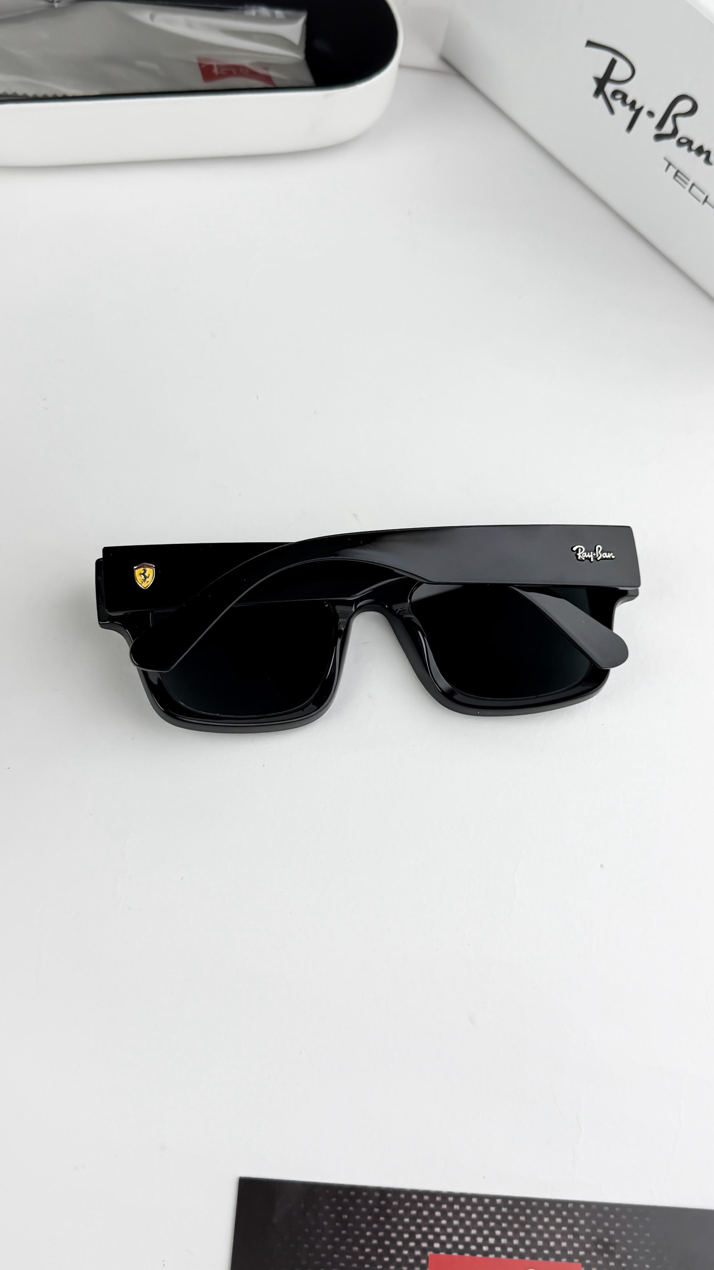 RAY_BAN BLACK FERRARI 4415 SUNGLASS