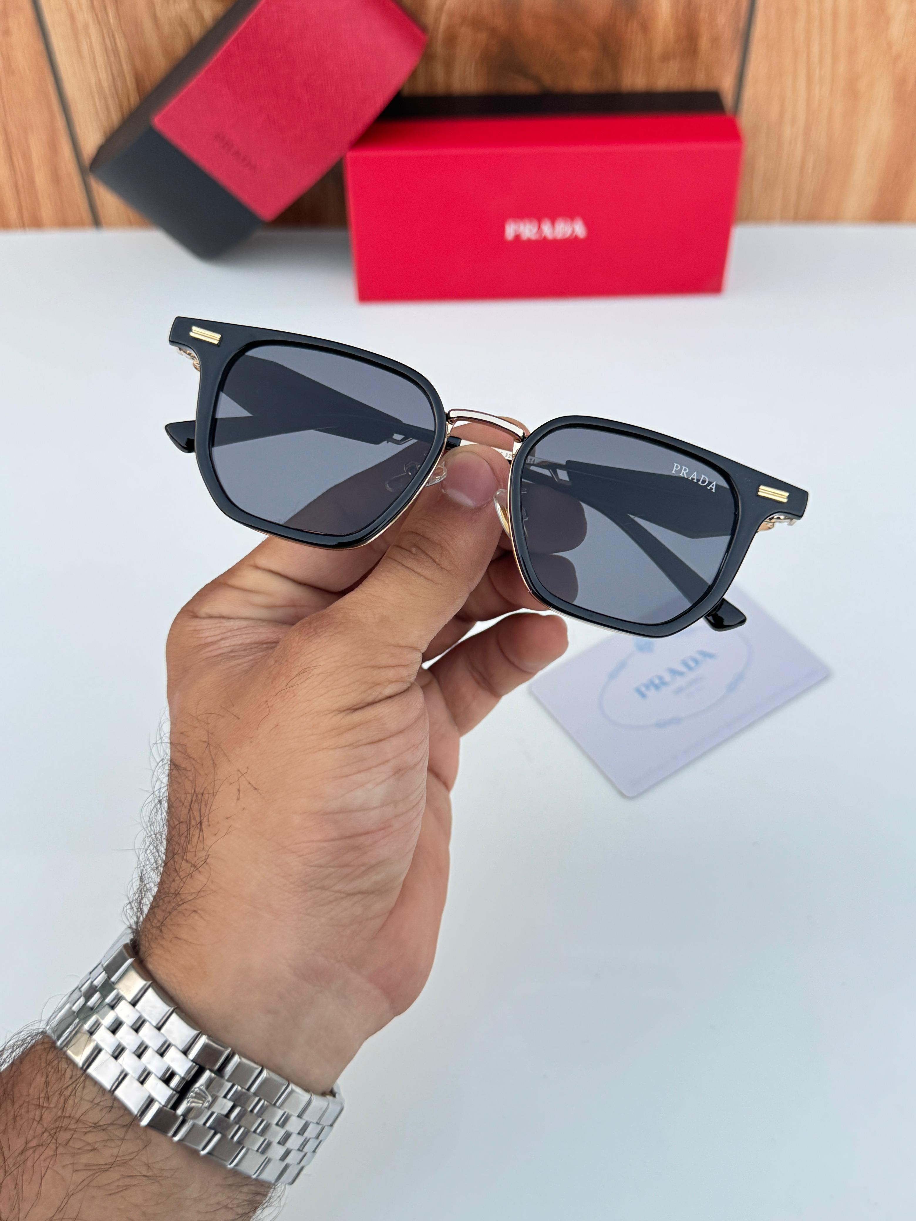 Pra_da 129 gold black  SUNGLASS