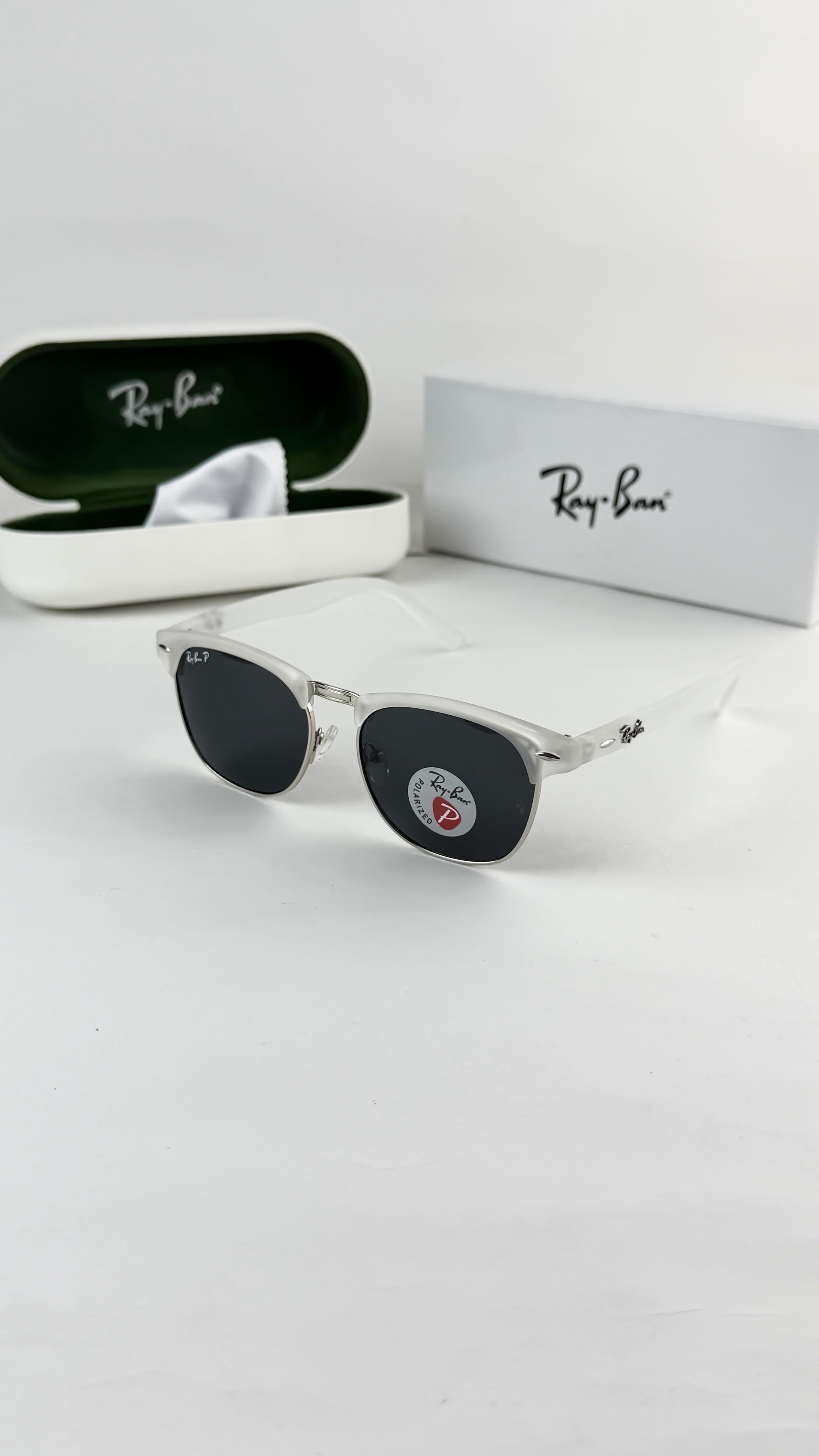 RAY__BAN ICE BLACK CLUB MASTER 3016 SUNGLASS