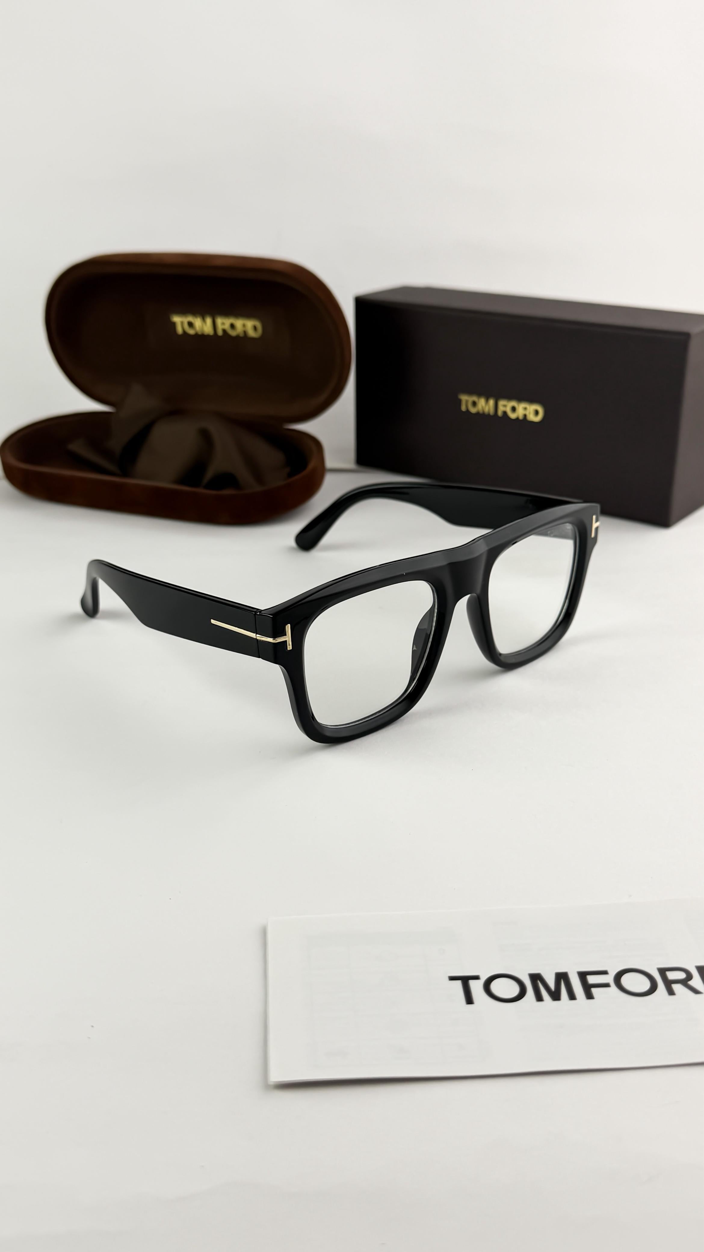 TOM__FORD BLACK PLANO  SUNGLASS