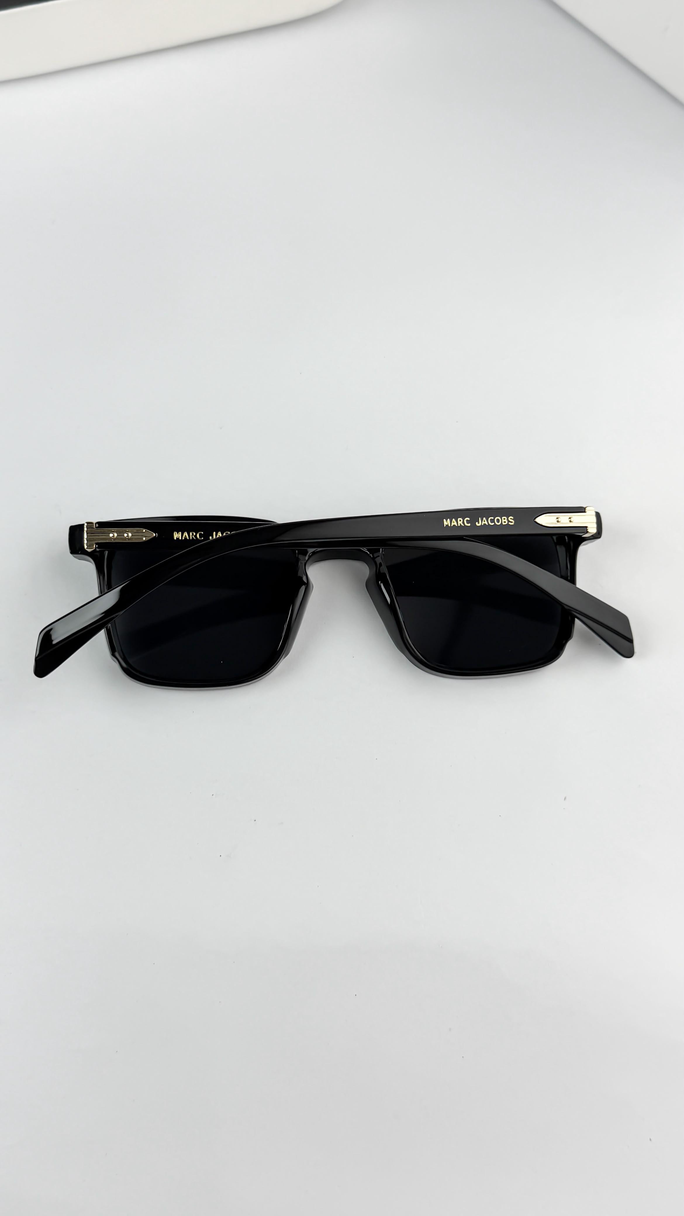 MAR_C JACOBS BLACK 11-24 SUNGLASS