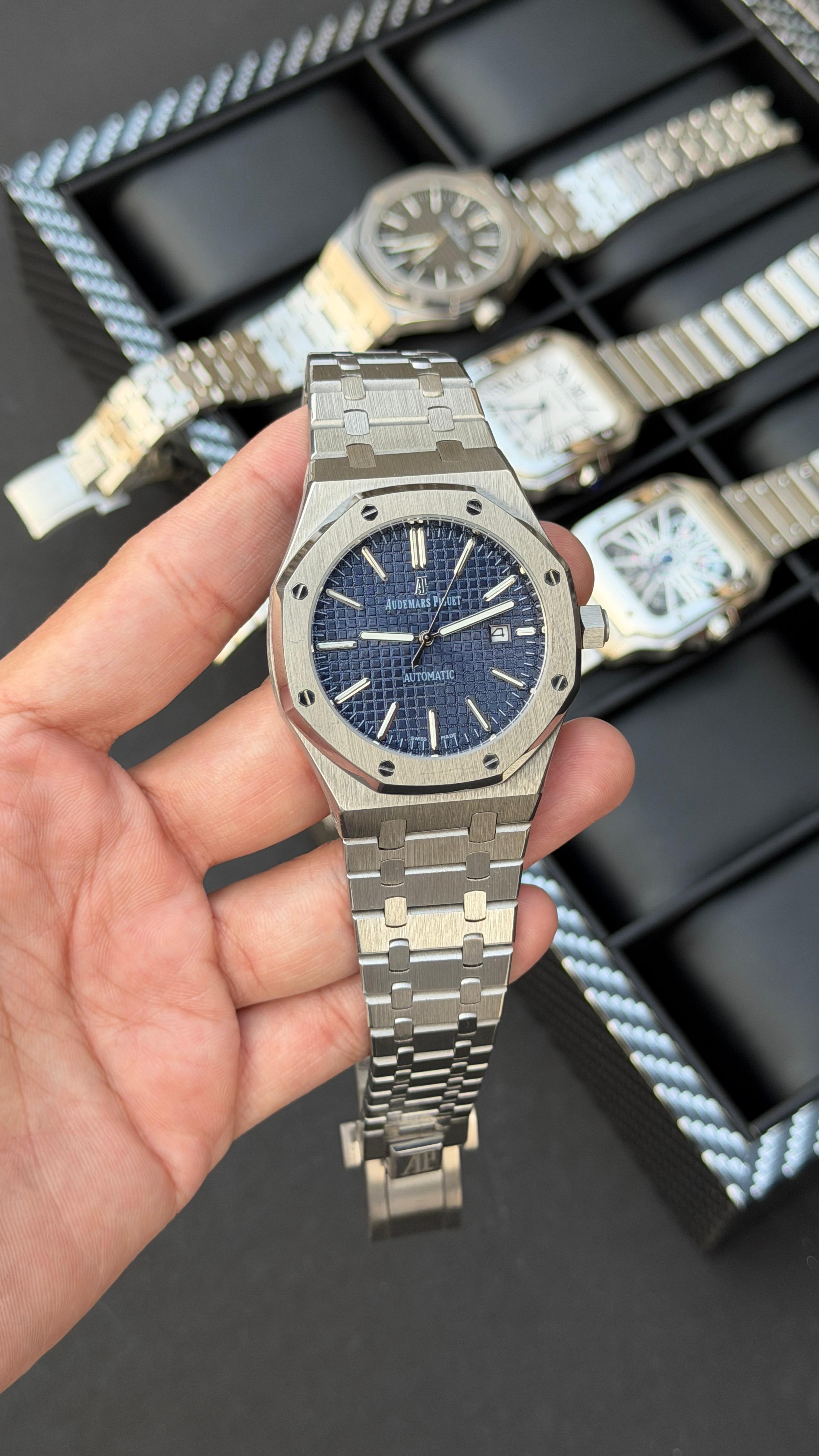 Aud_mrs Pie_gut Royl O_ak Blue watch