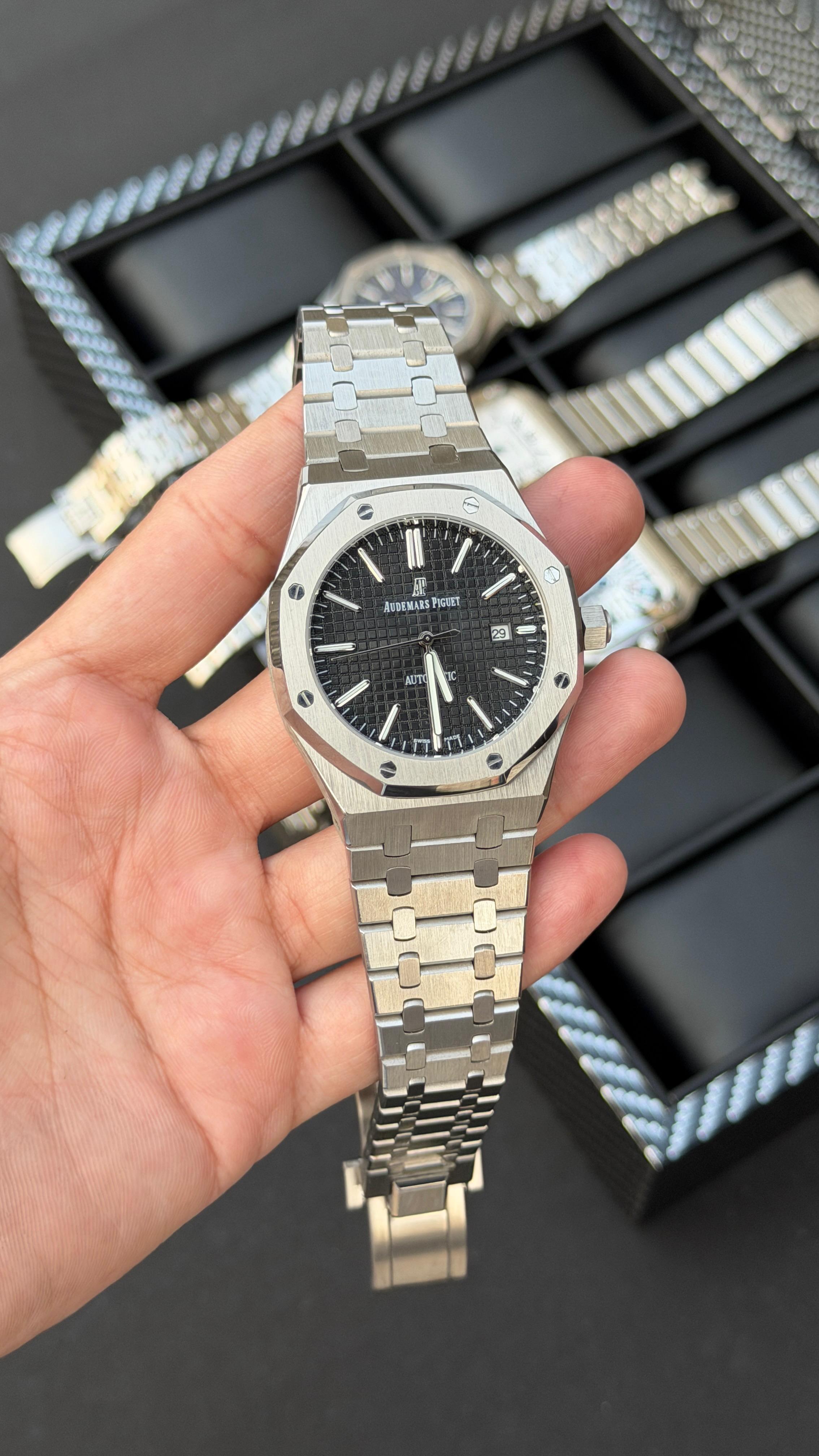 Aud_mrs Pie_gut Royl O_ak Blue watch