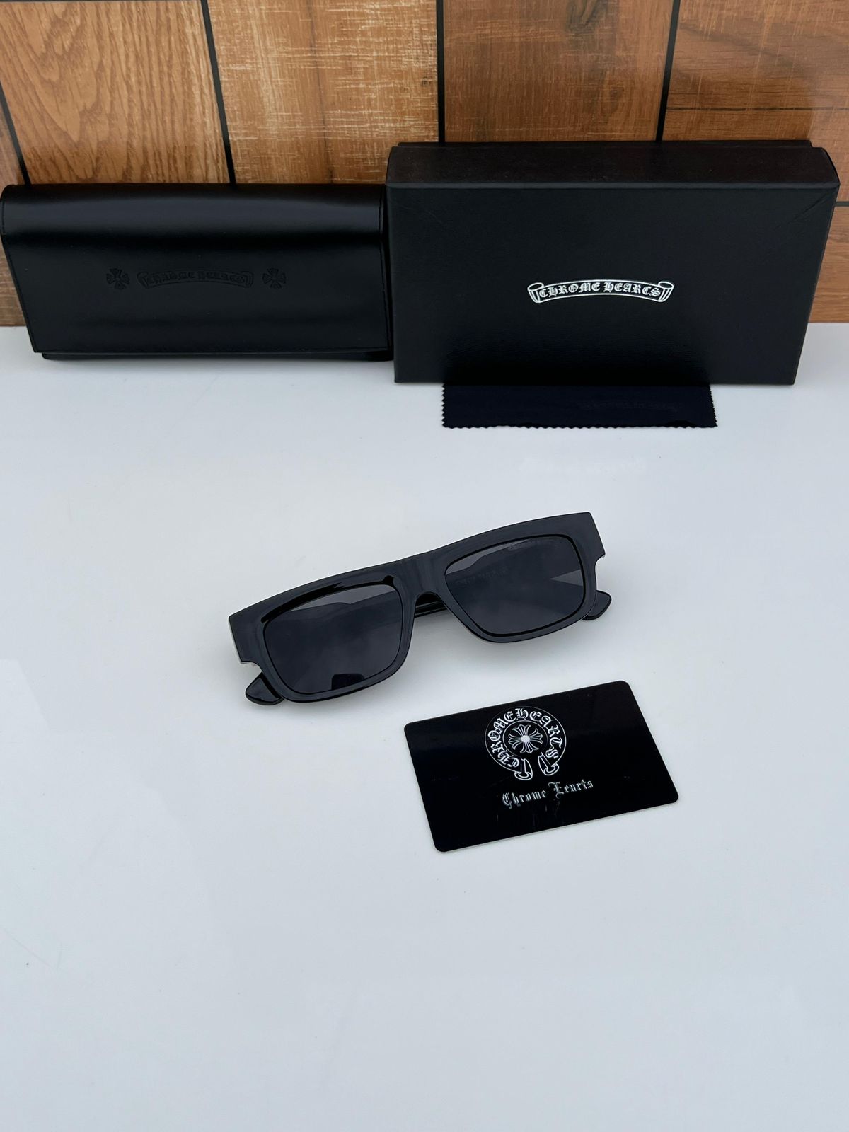 Chrom_e Erott_s 7820