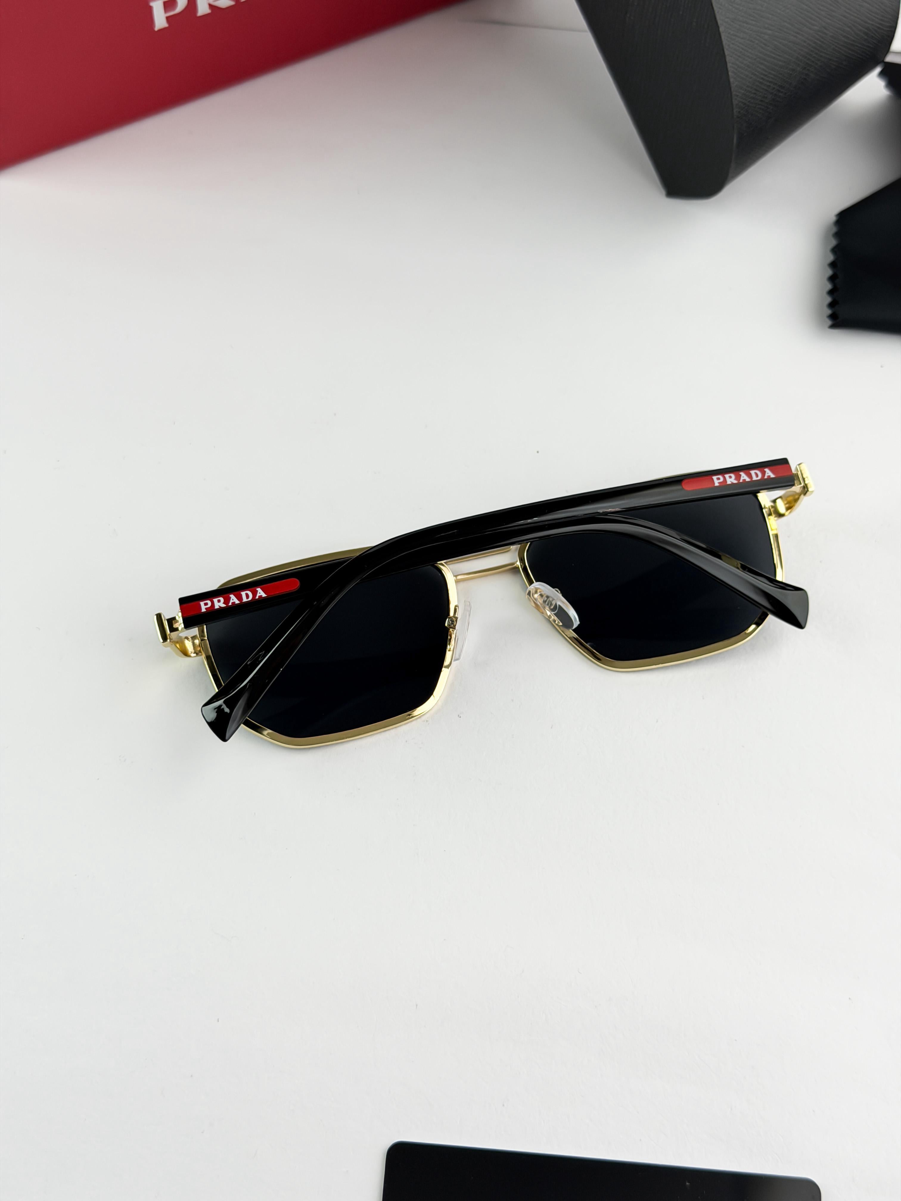 Pra_da sunglass 5148