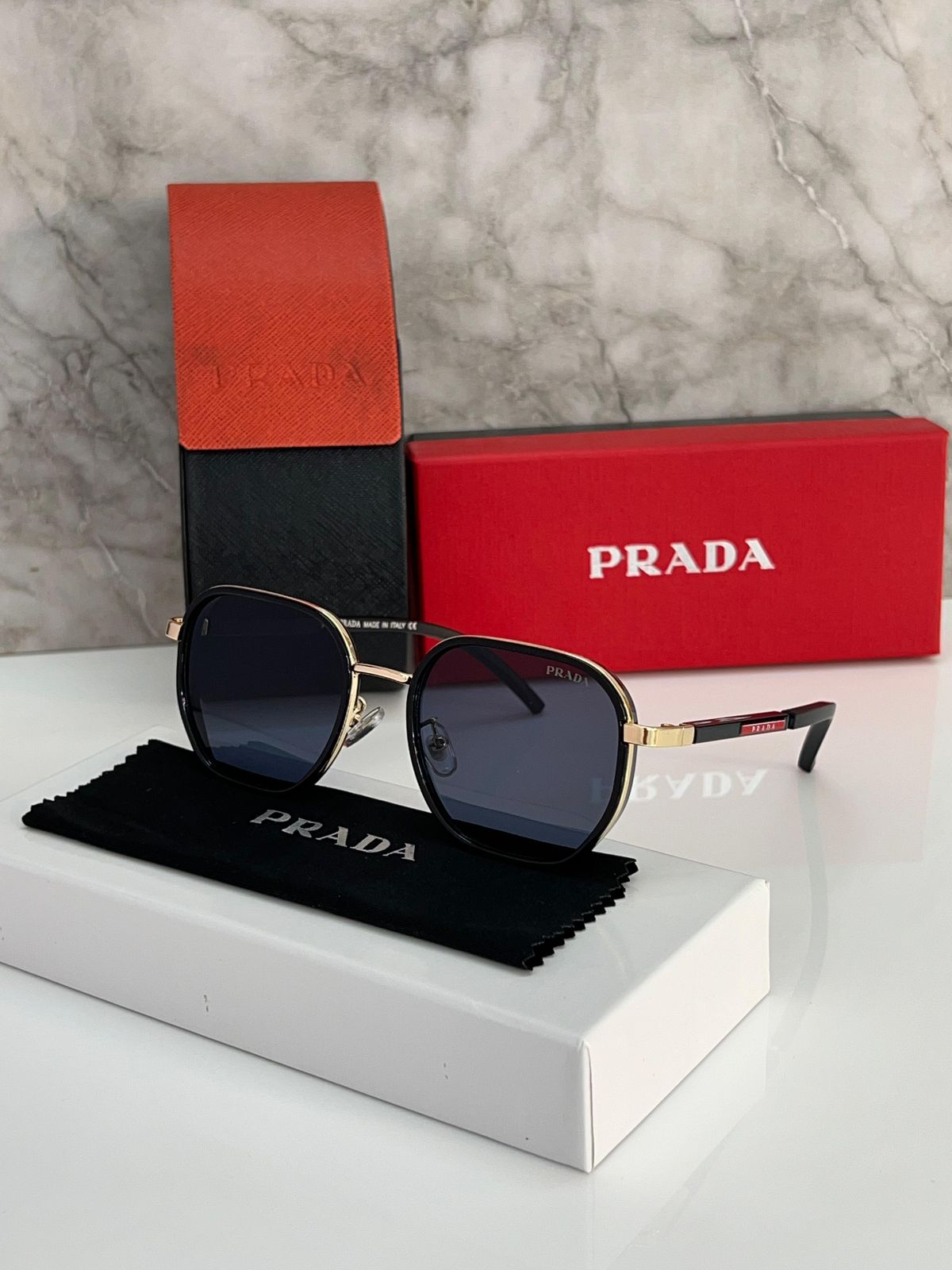 Pra_da 8152